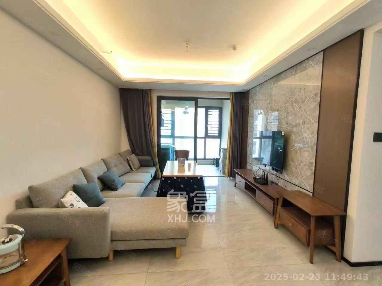 万科魅力之城天阔里  3室2厅2卫   3500.00元/月