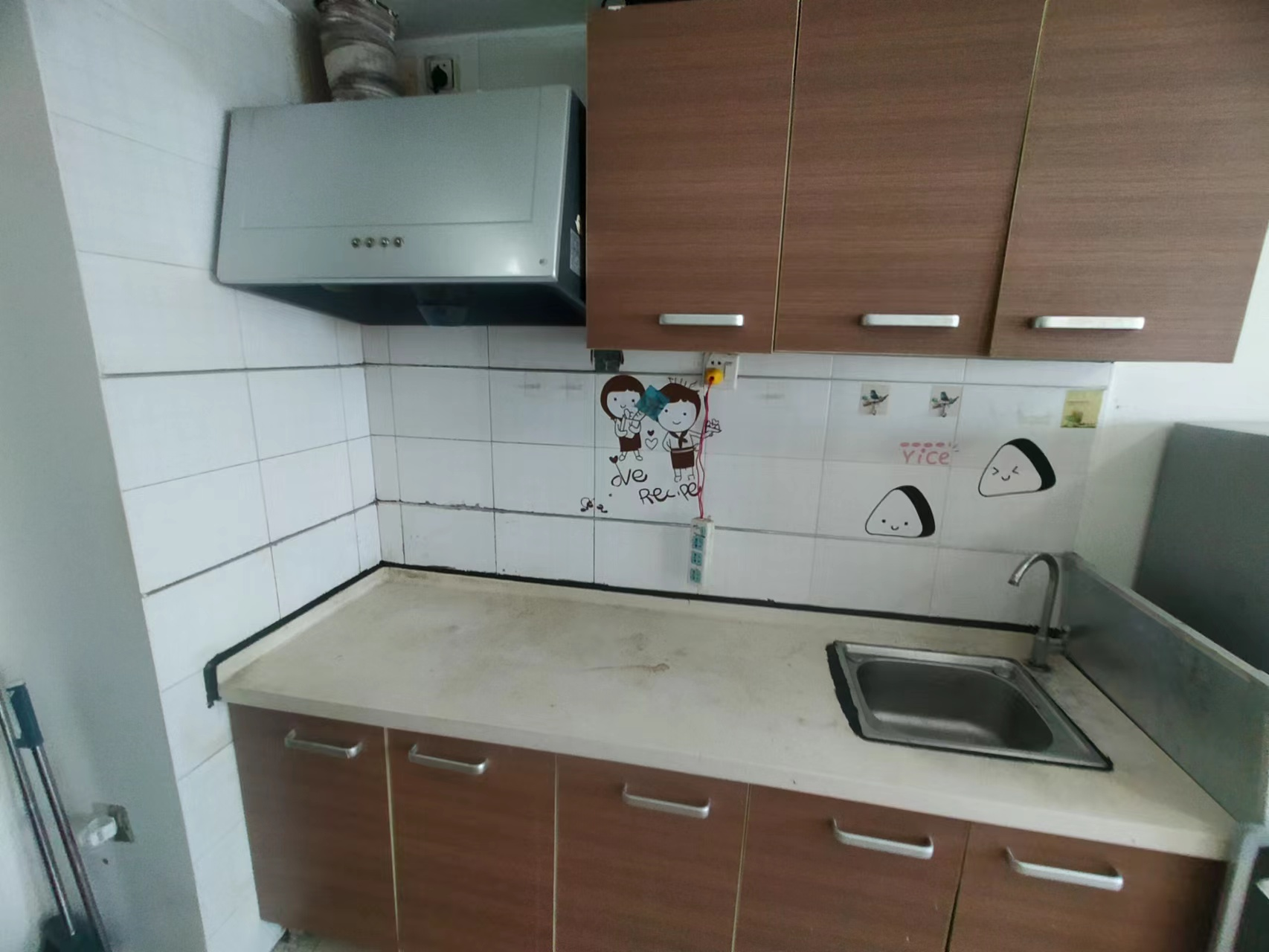 帝国大厦 1室1厅1卫 48.0万 帝国大厦 1室1厅1卫 48.0万室内图