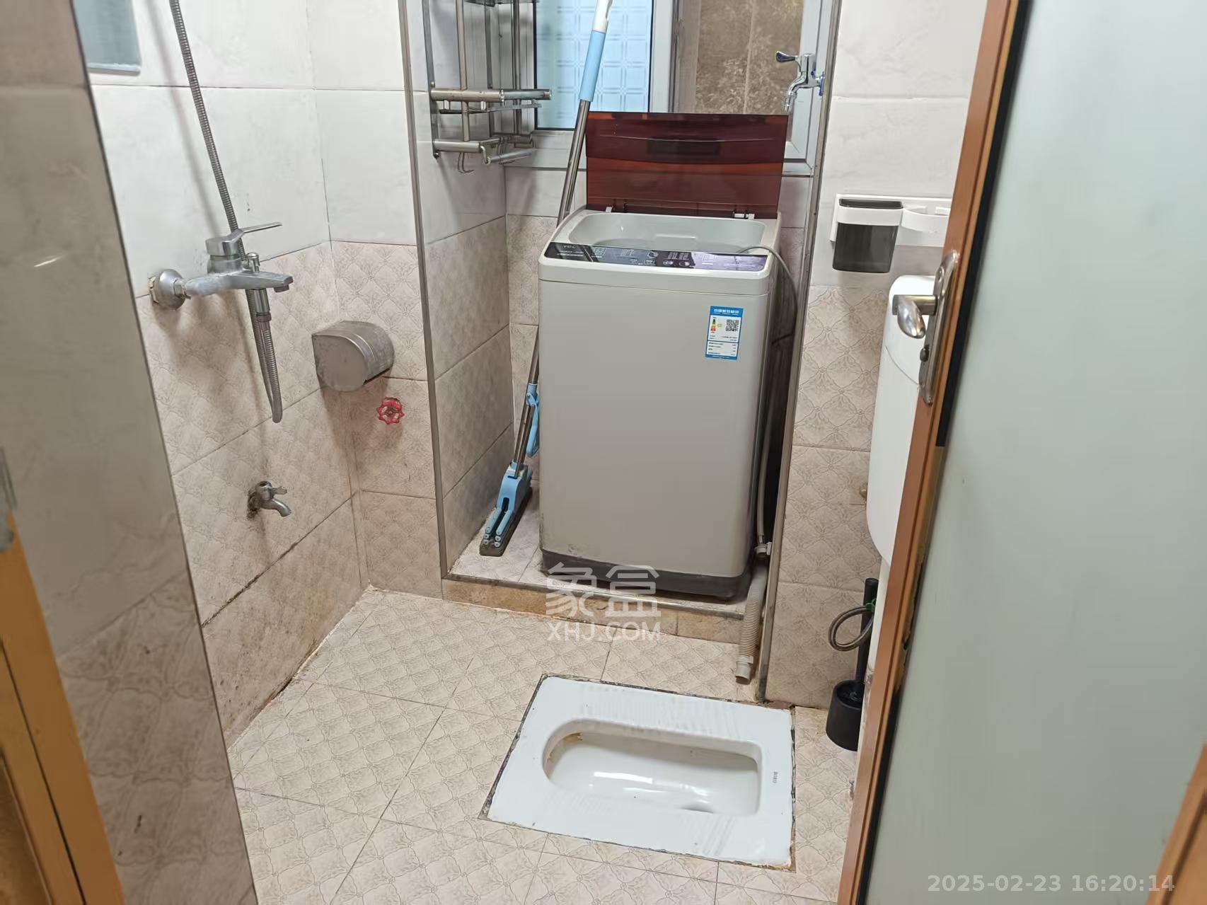长坡社区  2室1厅1卫    1600.0元/月室内图