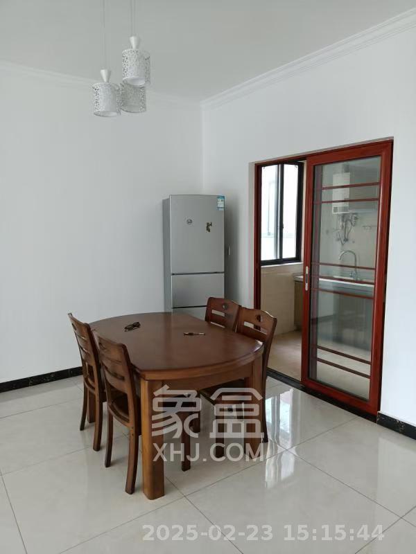 黑金时代广场 4室2厅2卫 2300.0元/月 黑金时代广场 4室2厅2卫 2300.0元/月室内图