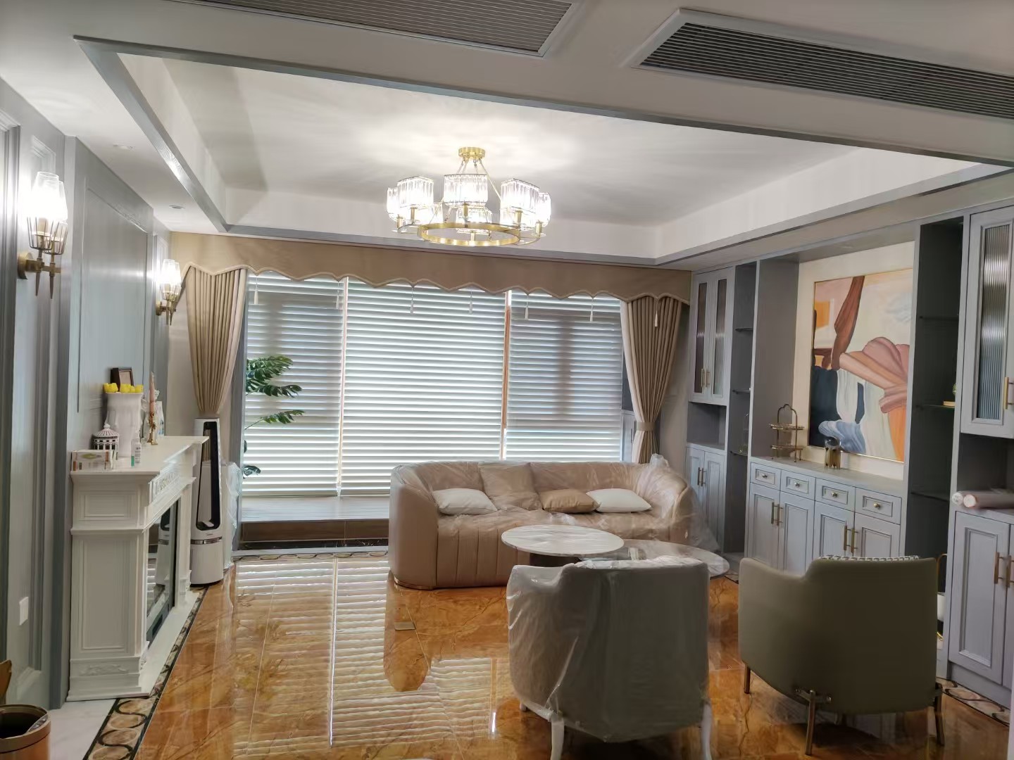 碧桂园豪园 4室2厅2卫 103.8万 碧桂园豪园 4室2厅2卫 103.8万客厅