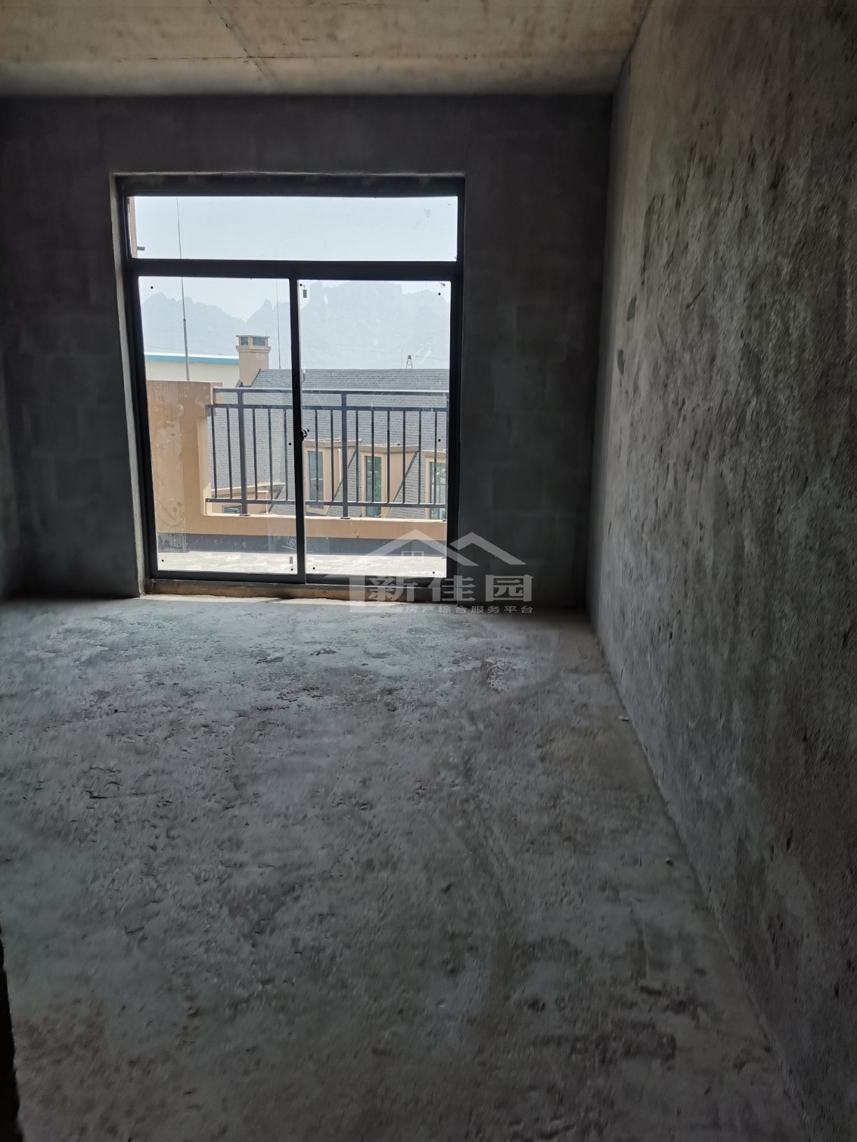 天门壹号 3室2厅2卫 86.8万 天门壹号 3室2厅2卫 86.8万客厅