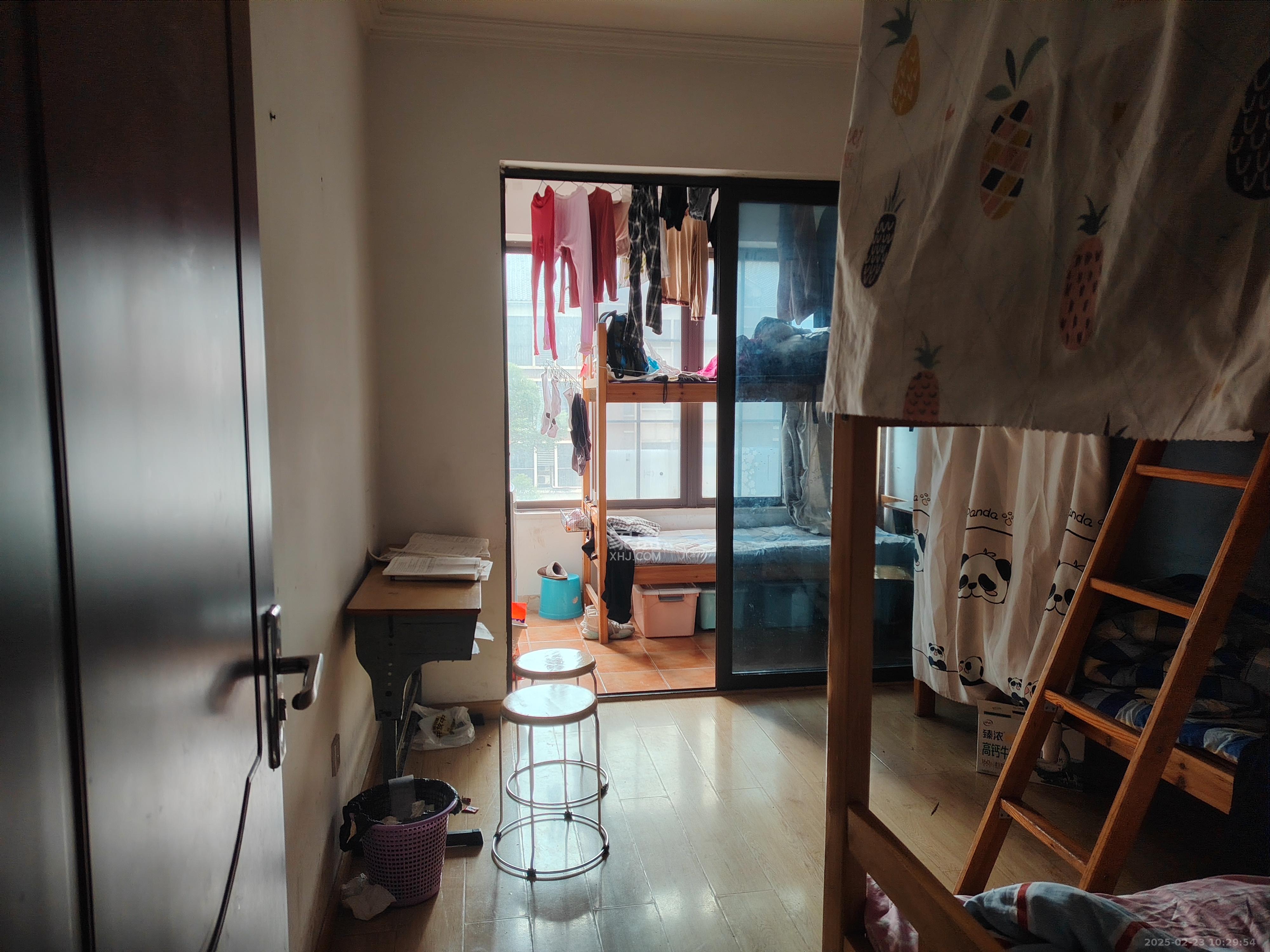 阳光城尚东湾学园区 3室2厅2卫 2600.0元/月 阳光城尚东湾学园区 3室2厅2卫 2600.0元/月室内图