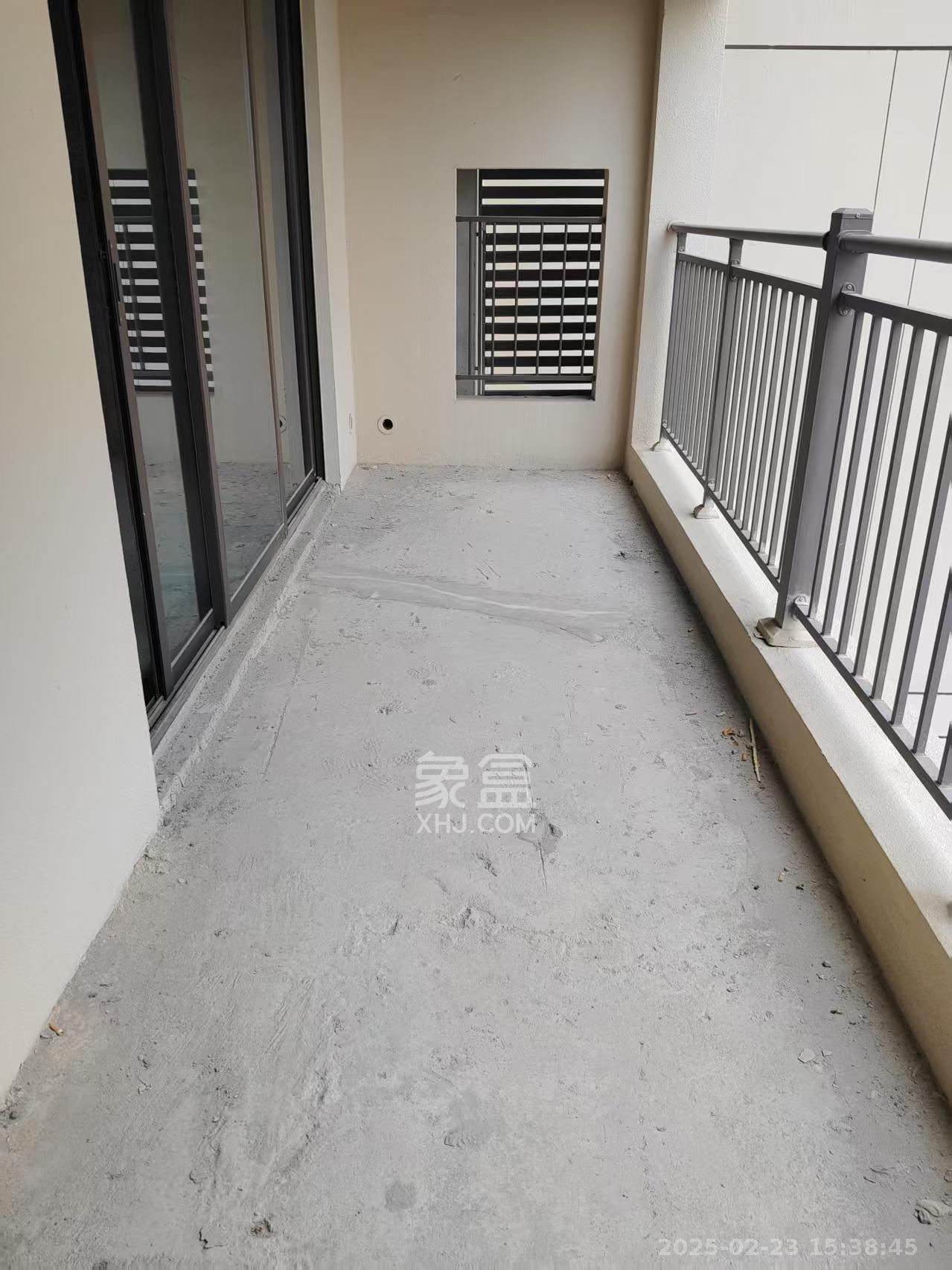 兴进珺府 4室2厅2卫 1000.0元/月 兴进珺府 4室2厅2卫 1000.0元/月室内图