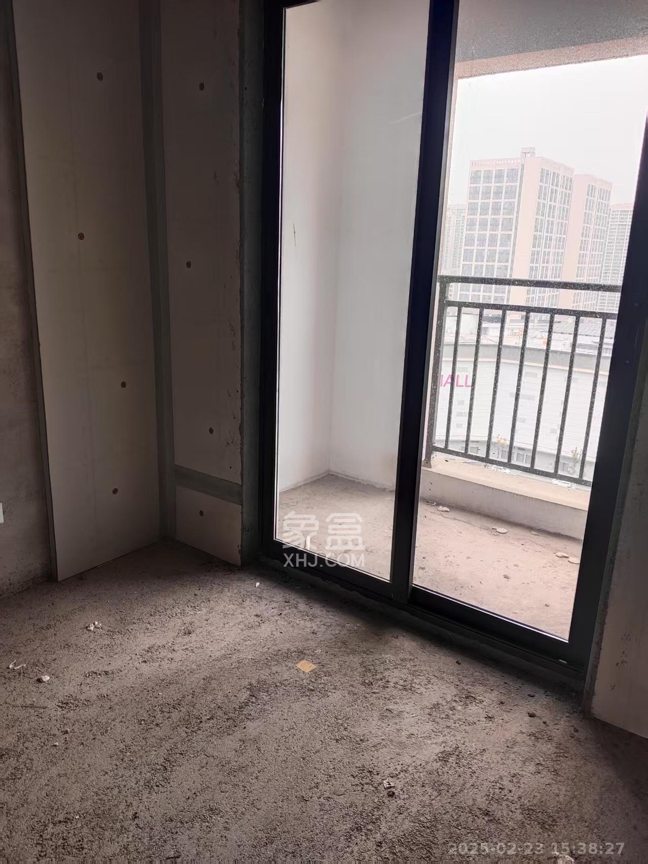 兴进珺府 4室2厅2卫 1000.0元/月 兴进珺府 4室2厅2卫 1000.0元/月室内图