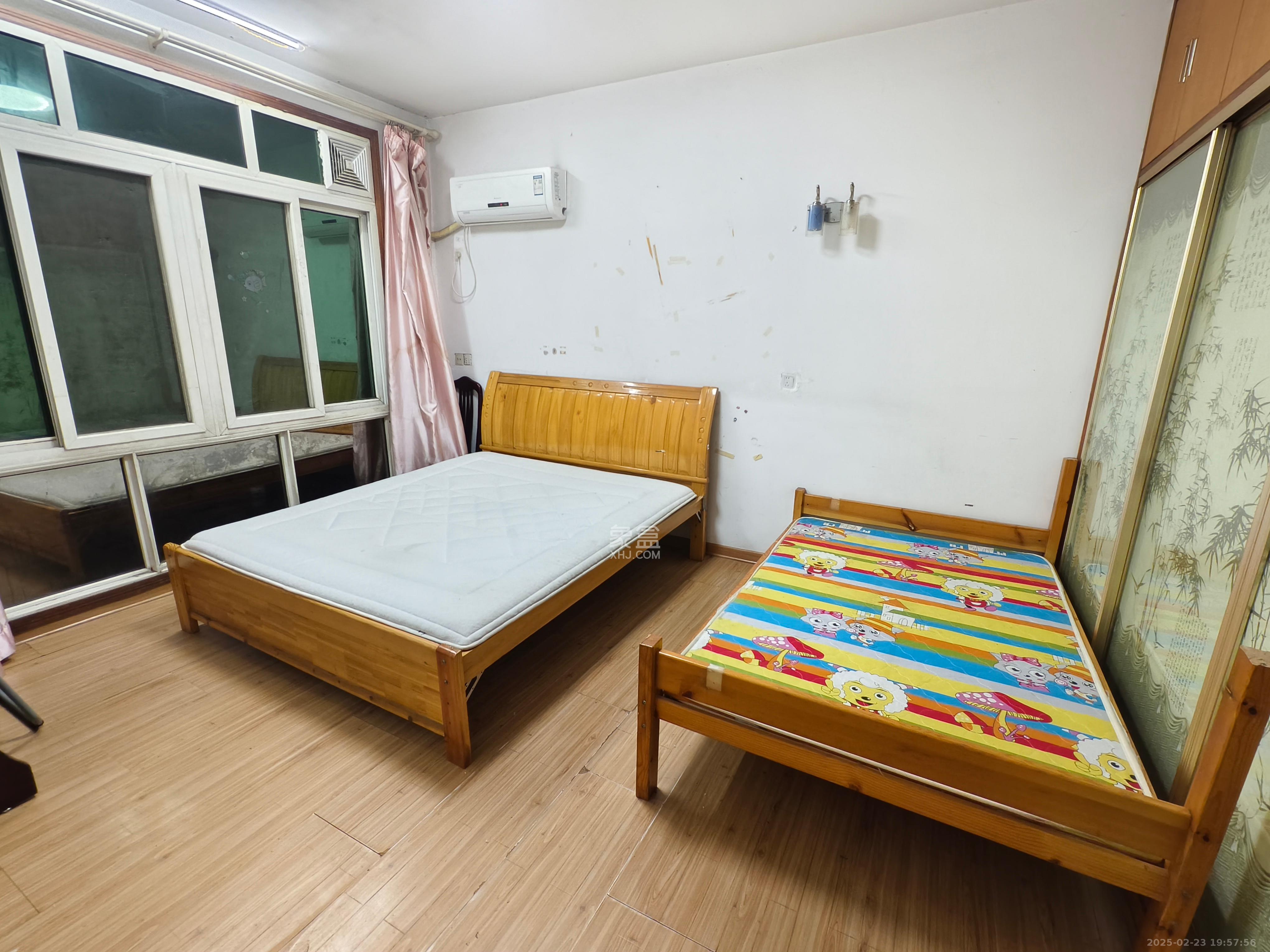 牛串嶺小區(qū)  2室2廳1衛(wèi)   1400.00元/月室內(nèi)圖