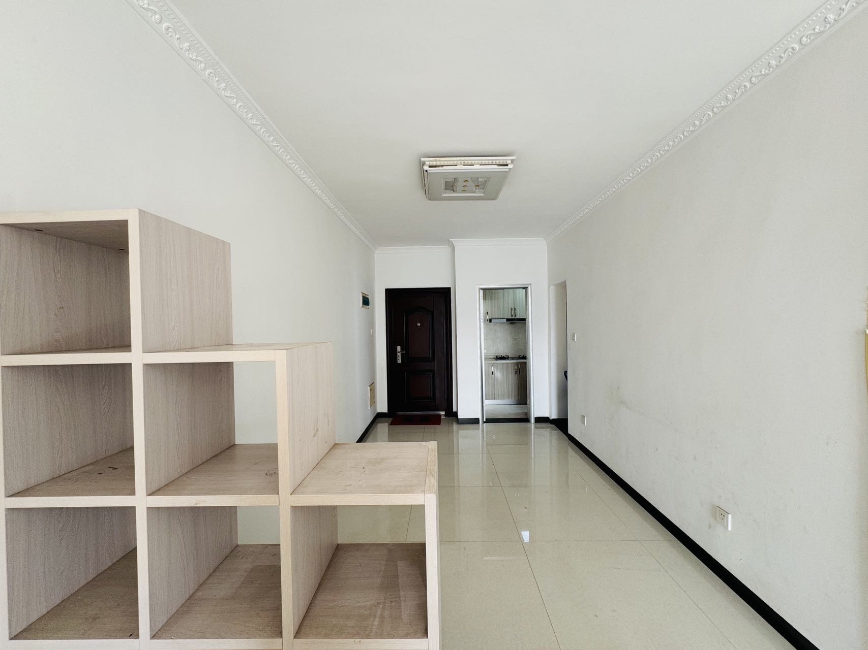 新外滩 2室2厅1卫 49.8万 新外滩 2室2厅1卫 49.8万客厅