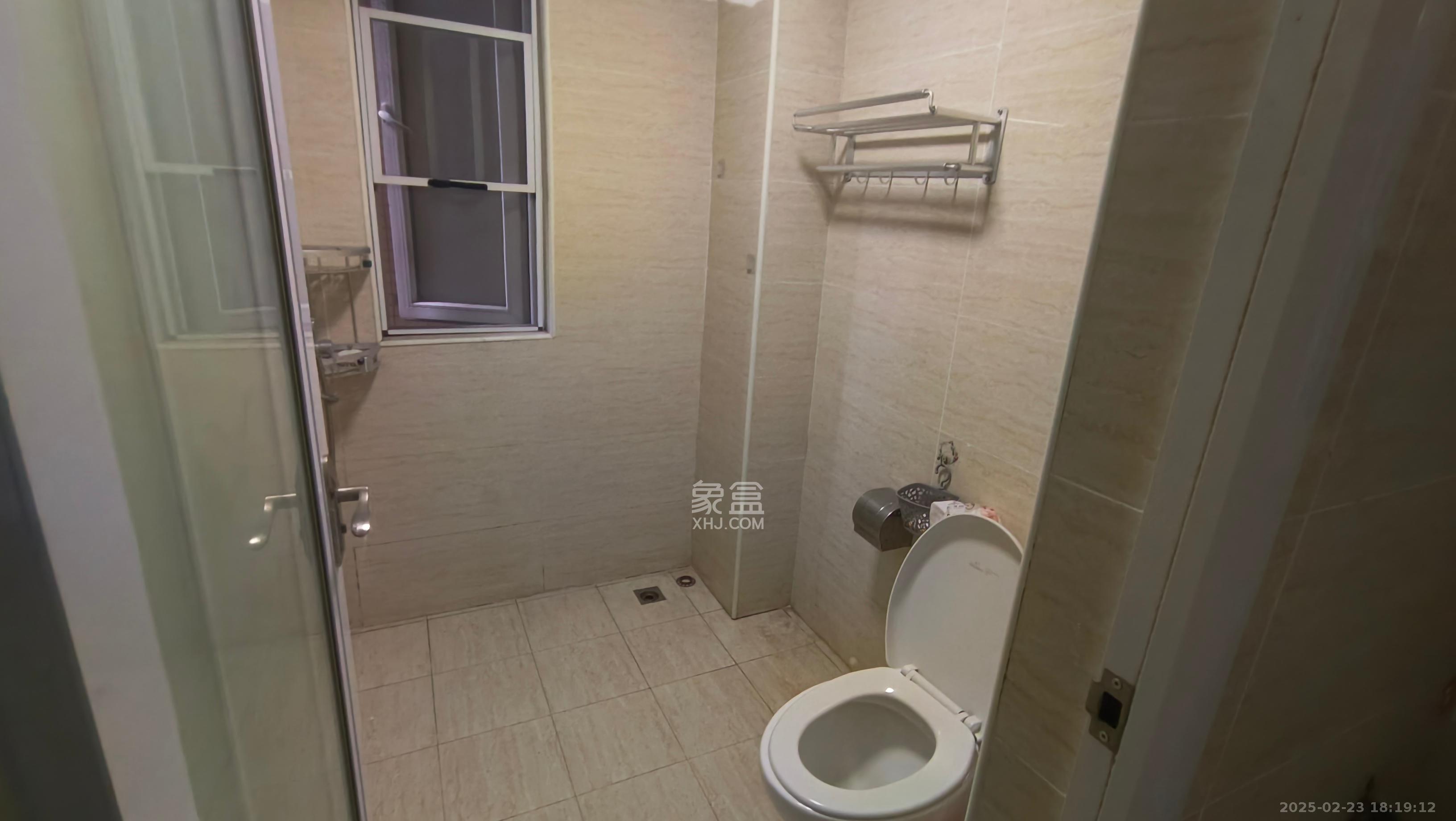 锦湘国际星城三期(锦绣苑) 1室1厅1卫 1500.0元/月 锦湘国际星城三期(锦绣苑) 1室1厅1卫 1500.0元/月室内图