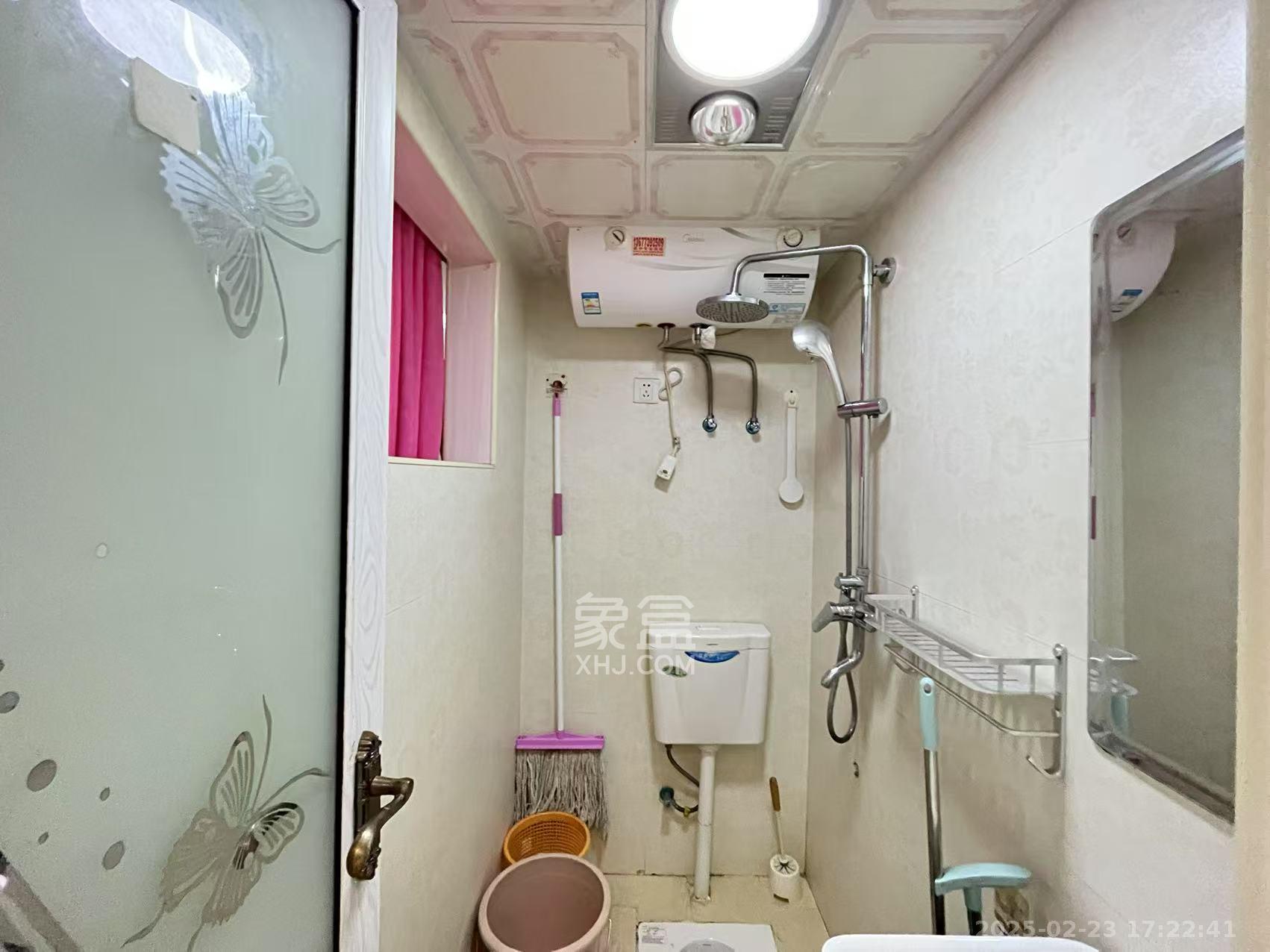 佳兴国际汇 1室1厅1卫 1700.0元/月 佳兴国际汇 1室1厅1卫 1700.0元/月室内图