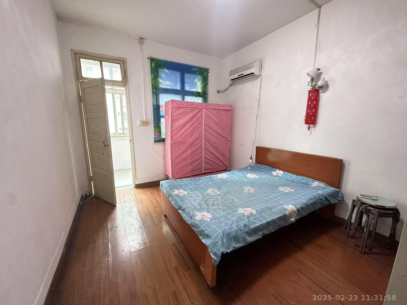 人民中路 2室1厅1卫 700.0元/月 人民中路 2室1厅1卫 700.0元/月室内图