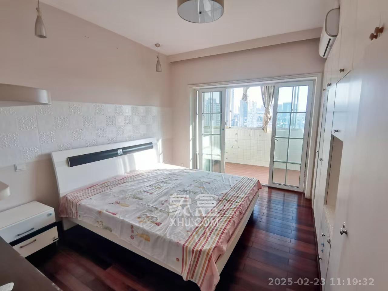 万顺家园  3室2厅2卫   3500.00元/月室内图