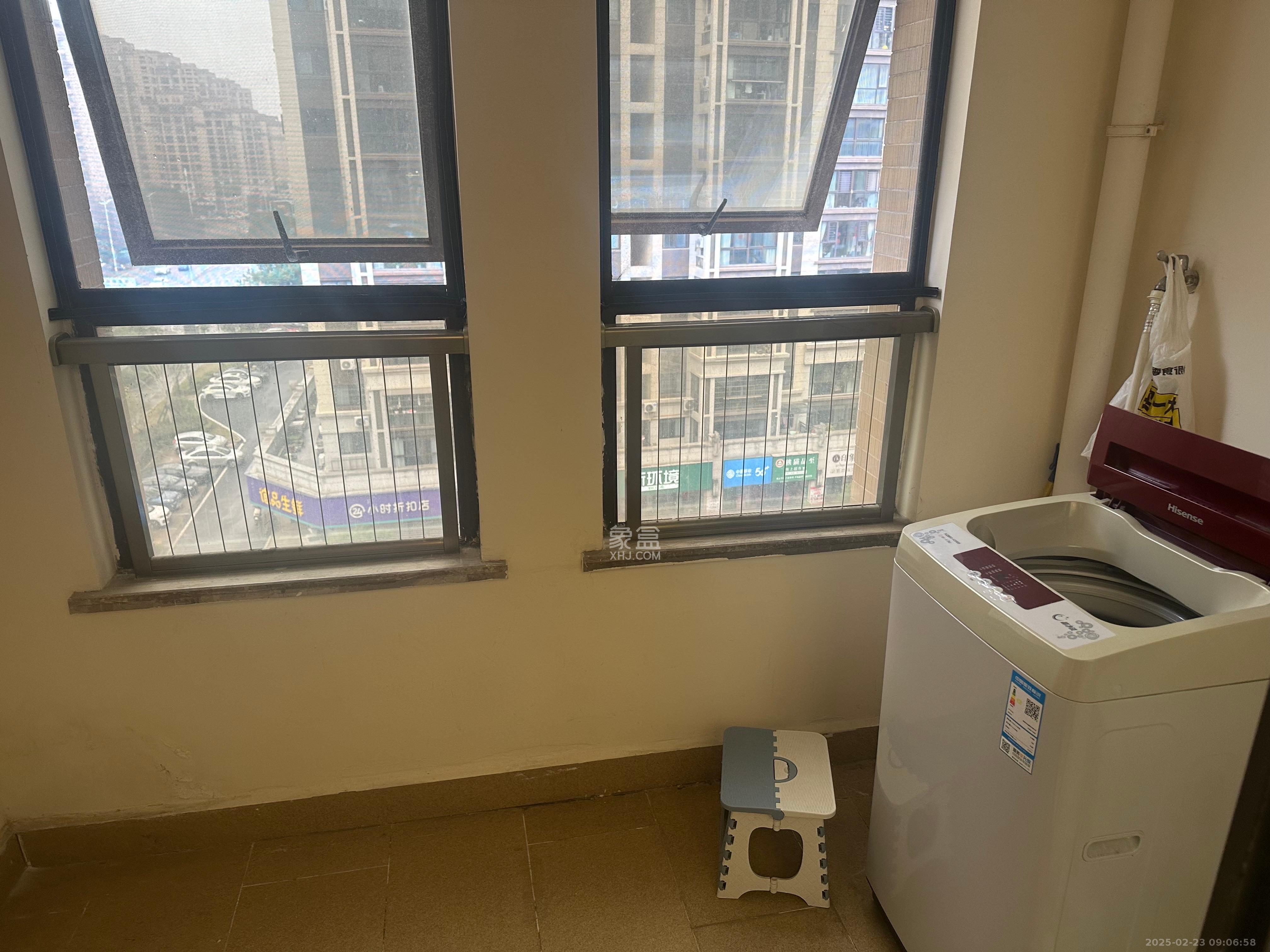 奥林匹克花园贡院三期  1室1厅1卫   1600.00元/月室内图
