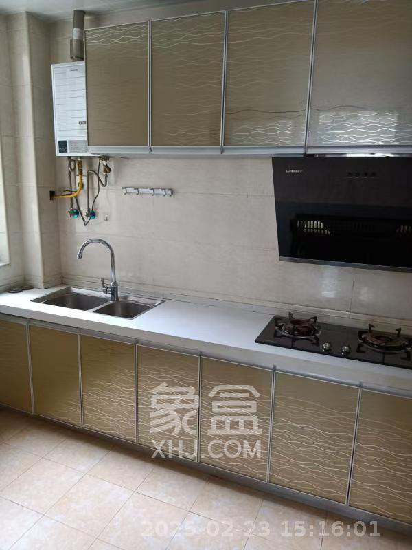 黑金时代广场 4室2厅2卫 2300.0元/月 黑金时代广场 4室2厅2卫 2300.0元/月室内图