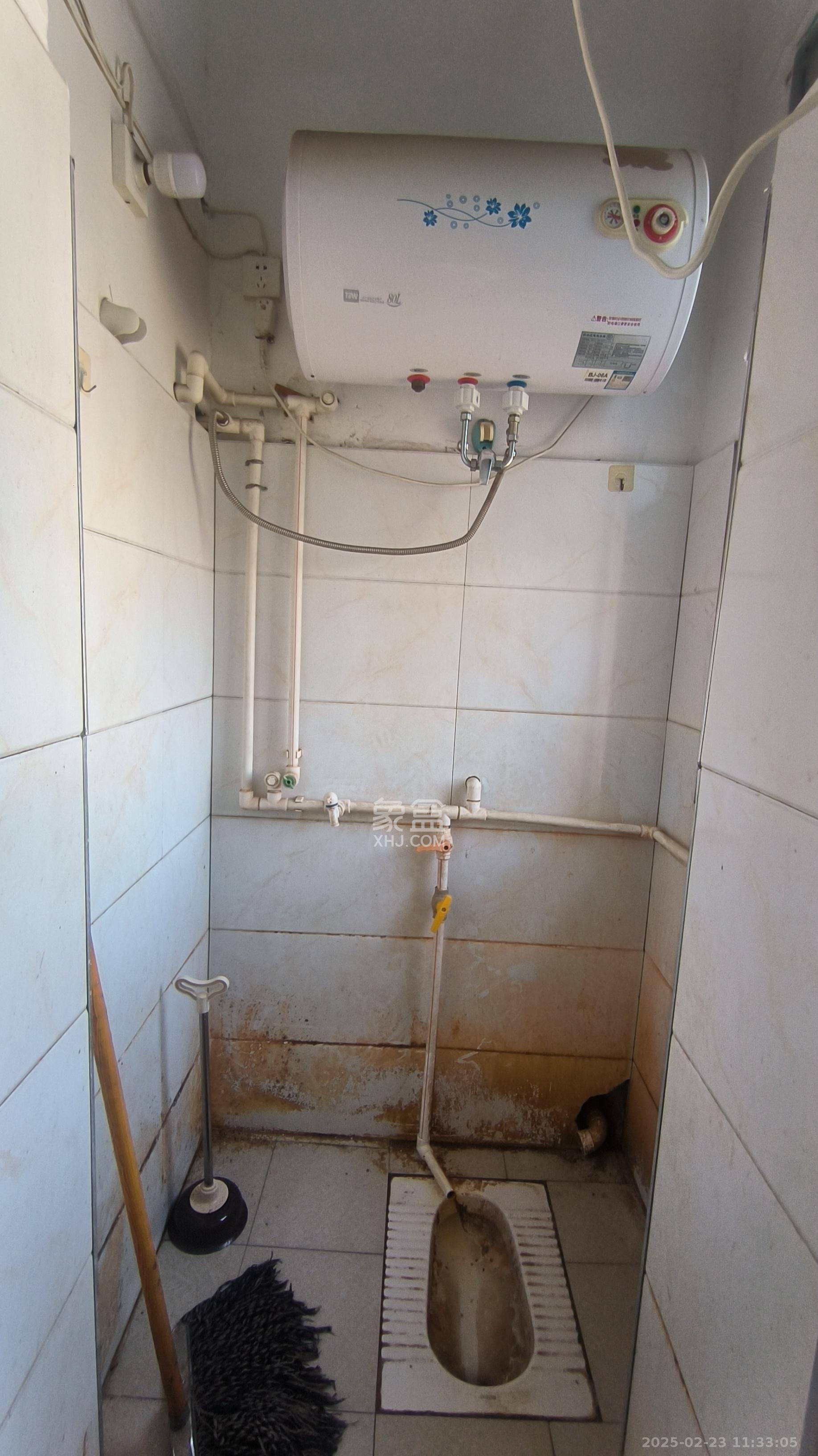 韶山路散盘 4室1厅1卫 1700.0元/月 韶山路散盘 4室1厅1卫 1700.0元/月室内图