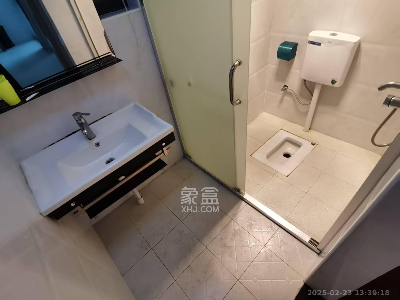 天健壹平方英里(天健芙蓉盛世二期) 3室2厅1卫 3200.0元/月 天健壹平方英里(天健芙蓉盛世二期) 3室2厅1卫 3200.0元/月室内图