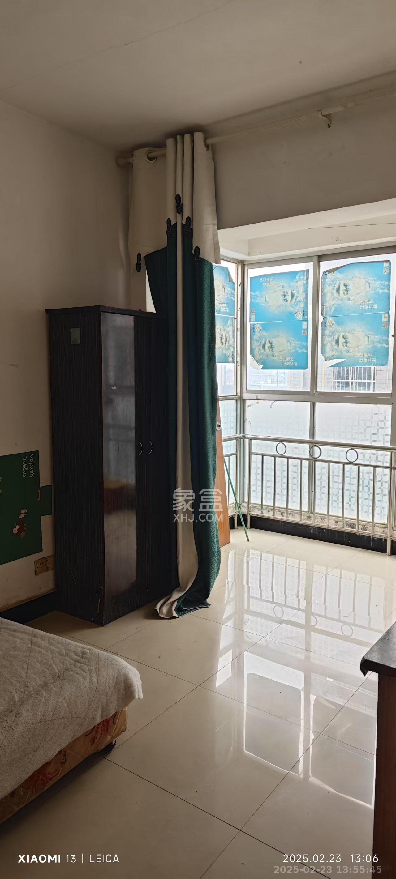 湘绣城  3室2厅2卫   1500.00元/月室内图