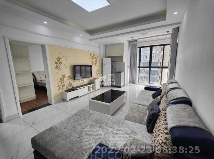 金轮翡翠名园 3室2厅1卫 1700.0元/月 金轮翡翠名园 3室2厅1卫 1700.0元/月室内图