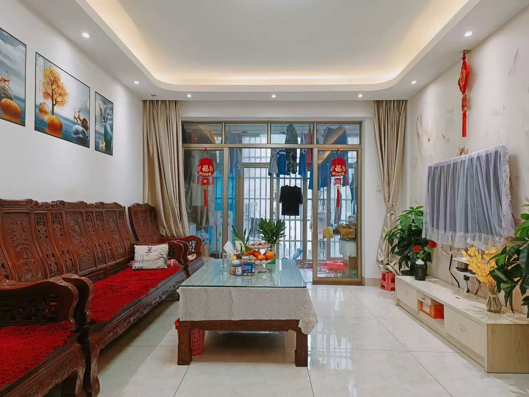 春华公寓 2室2厅1卫 108.0万 春华公寓 2室2厅1卫 108.0万室内图