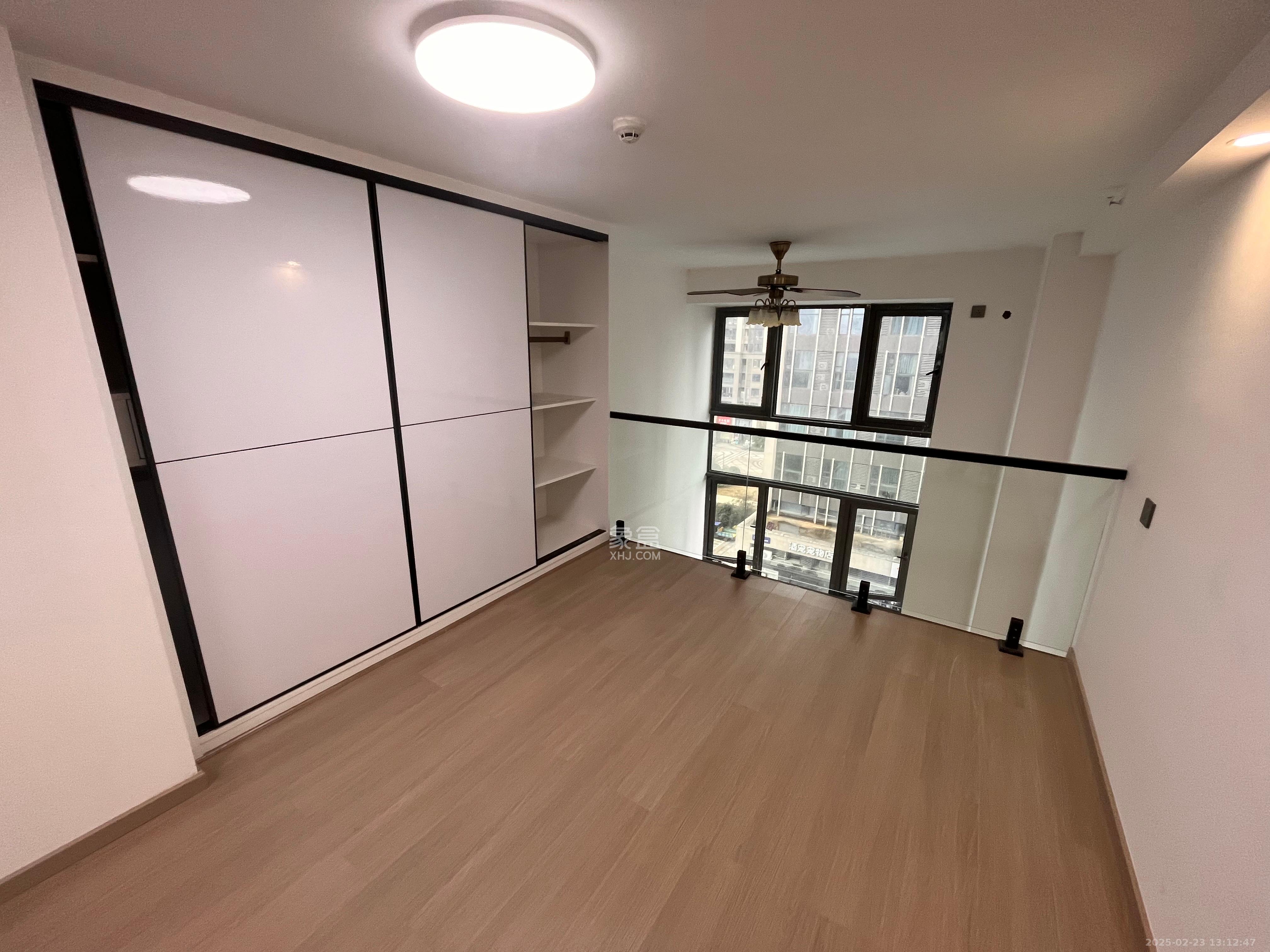 时代MOMA云PARK  1室1厅1卫   2600.00元/月室内图