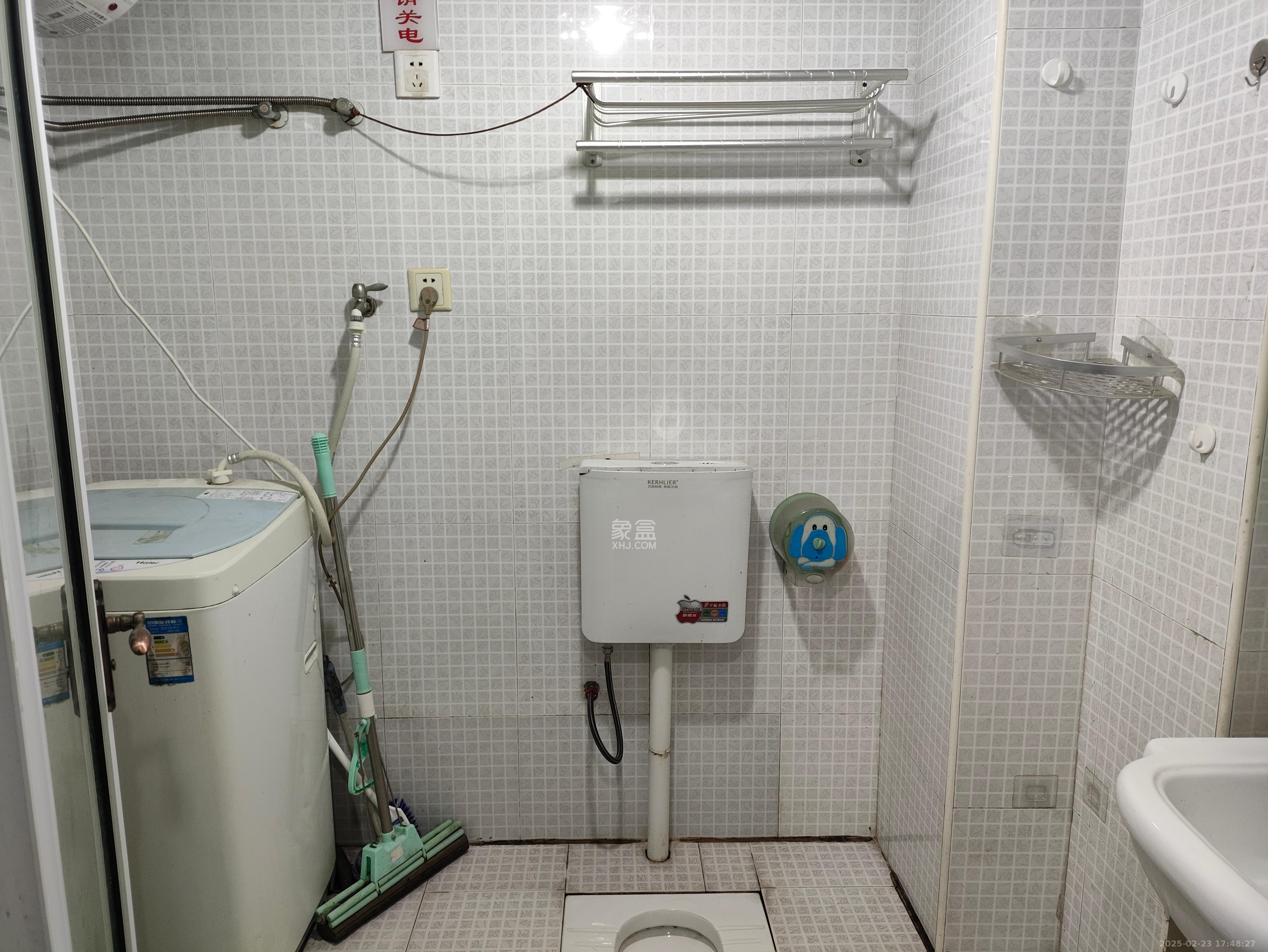 名富公寓  1室1厅1卫   1200.00元/月室内图