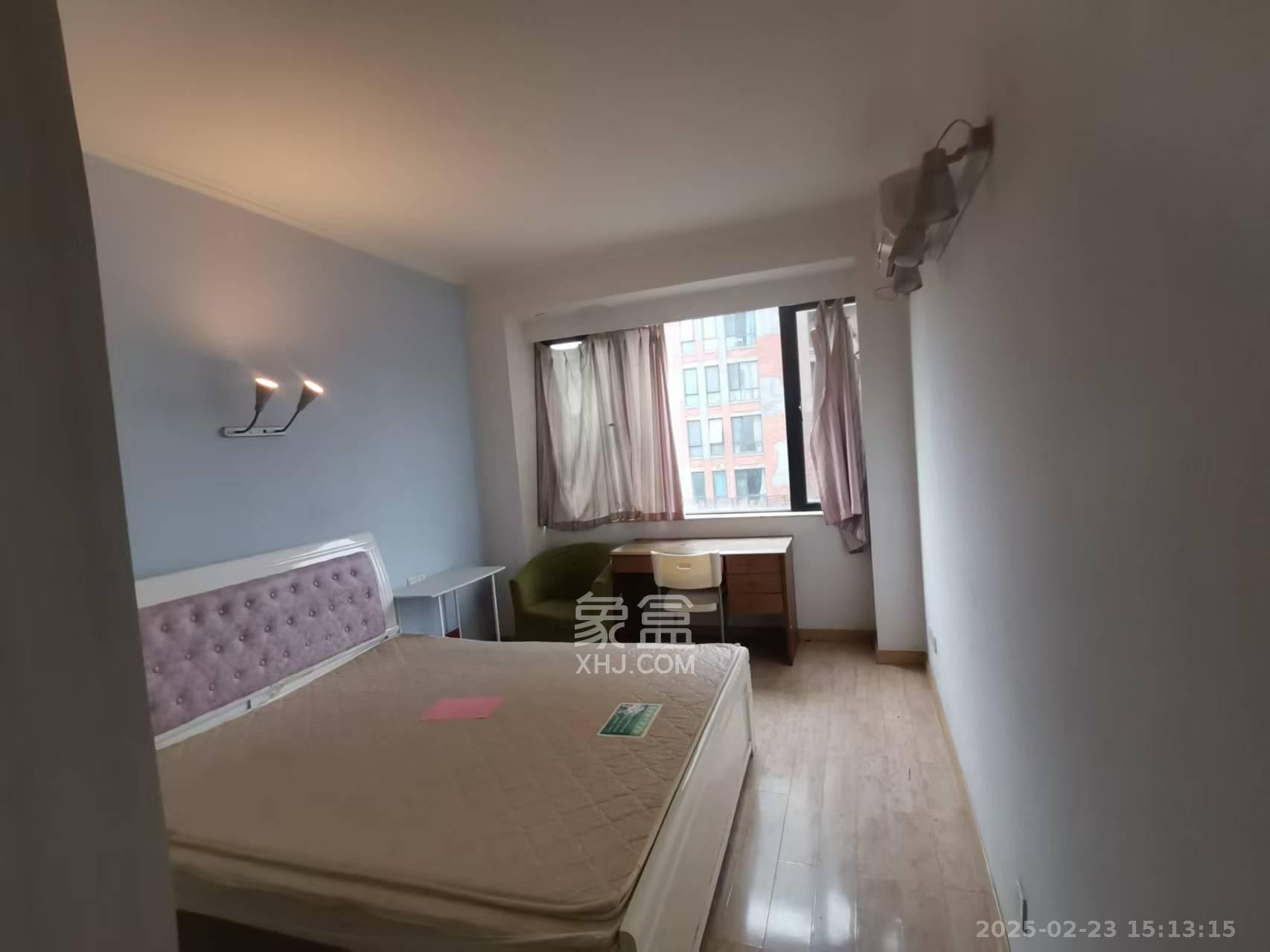 绿城桂花城 3室2厅1卫 2800.0元/月 绿城桂花城 3室2厅1卫 2800.0元/月室内图