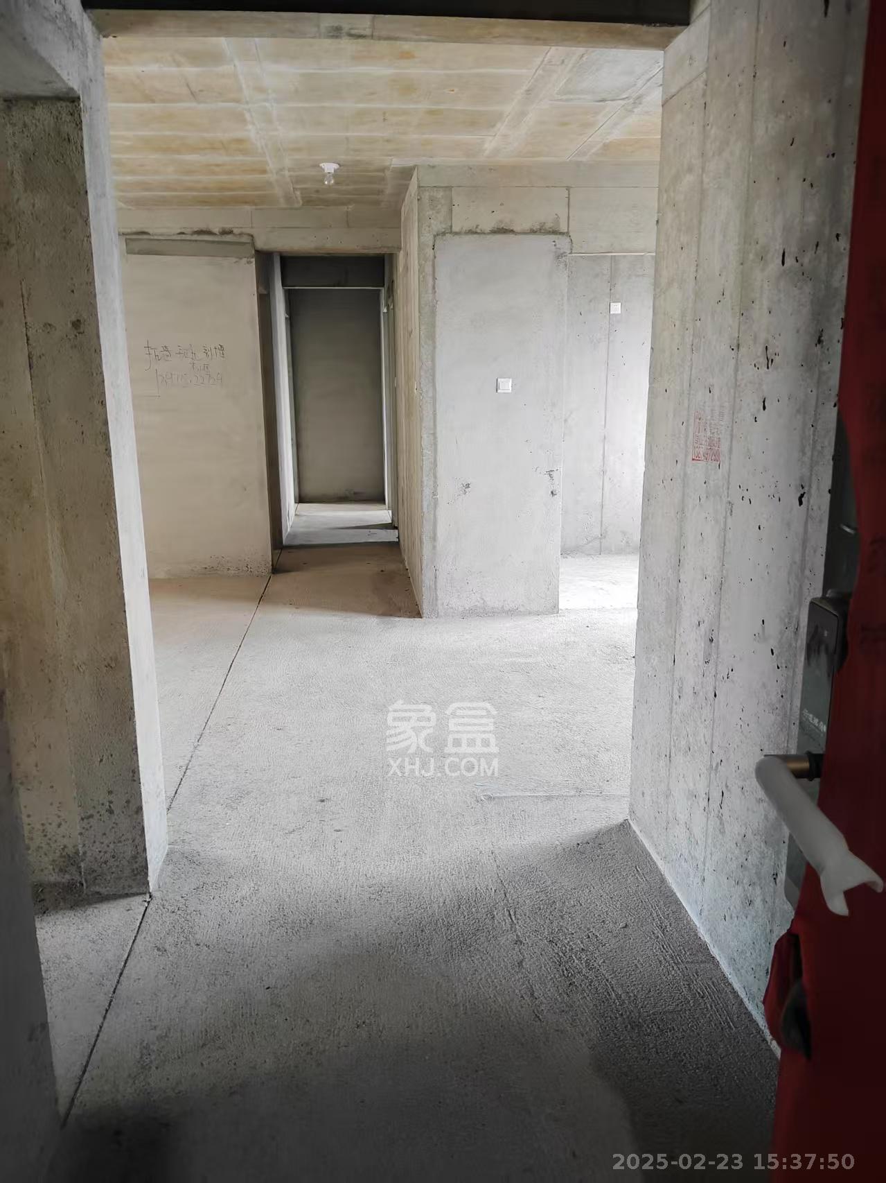 兴进珺府 4室2厅2卫 1000.0元/月 兴进珺府 4室2厅2卫 1000.0元/月室内图