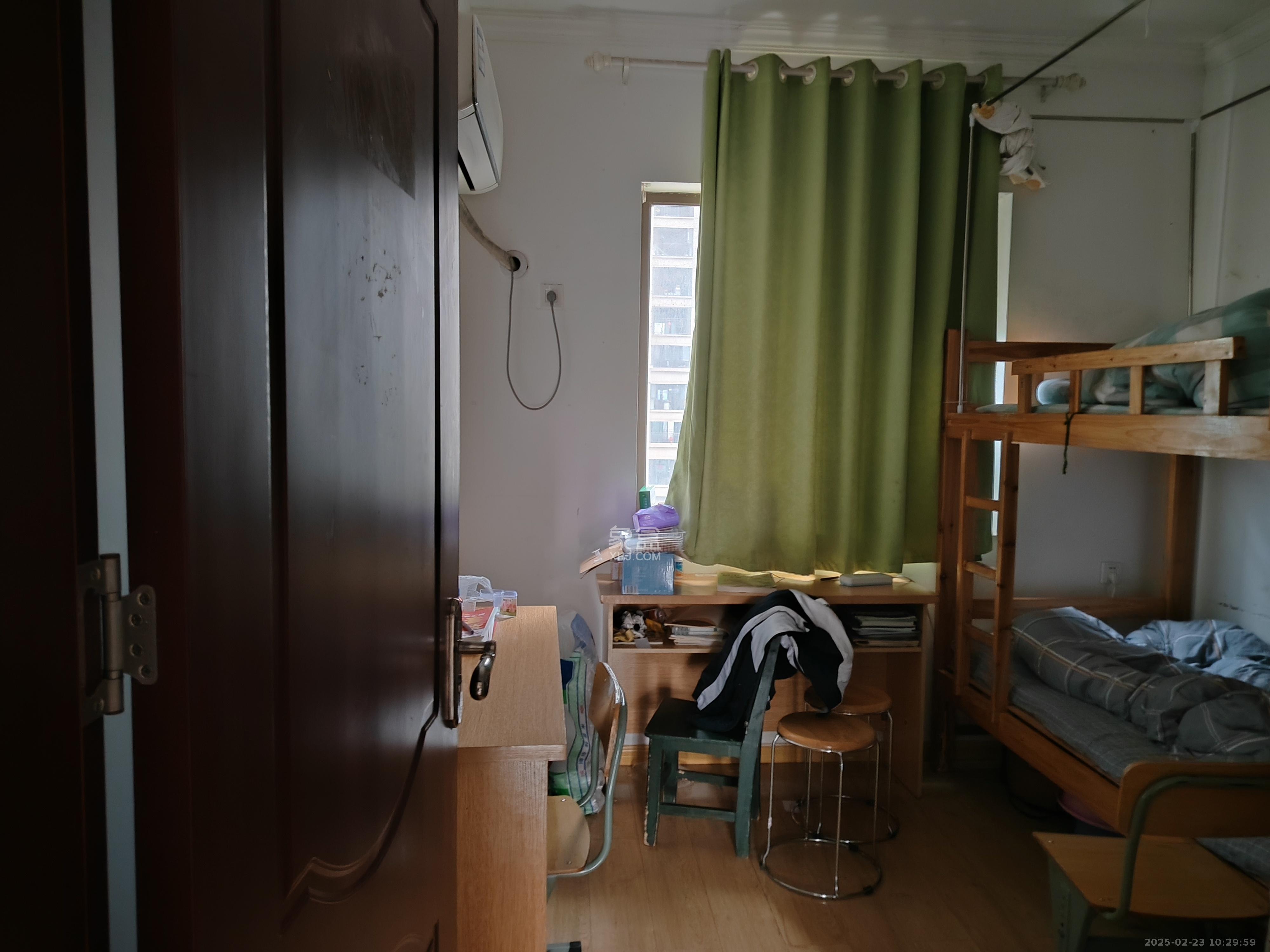 阳光城尚东湾学园区 3室2厅2卫 2600.0元/月 阳光城尚东湾学园区 3室2厅2卫 2600.0元/月室内图