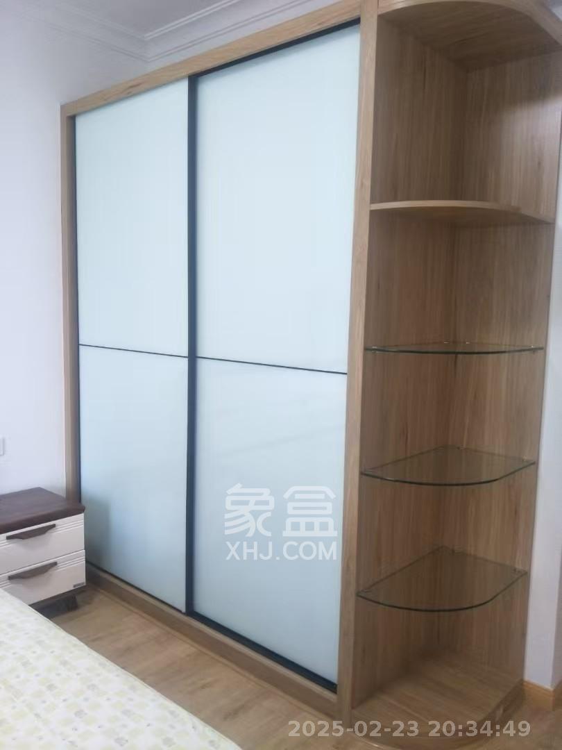 江山帝景哈佛  1室2厅1卫   2200.00元/月室内图