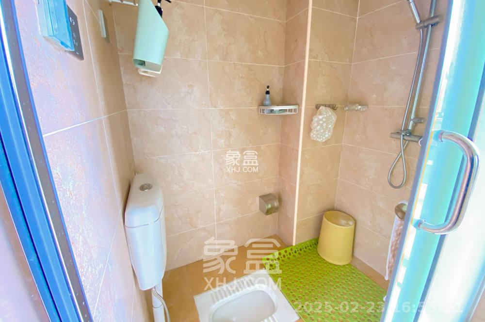 金茂梅溪湖  2室2厅2卫   3200.00元/月室内图