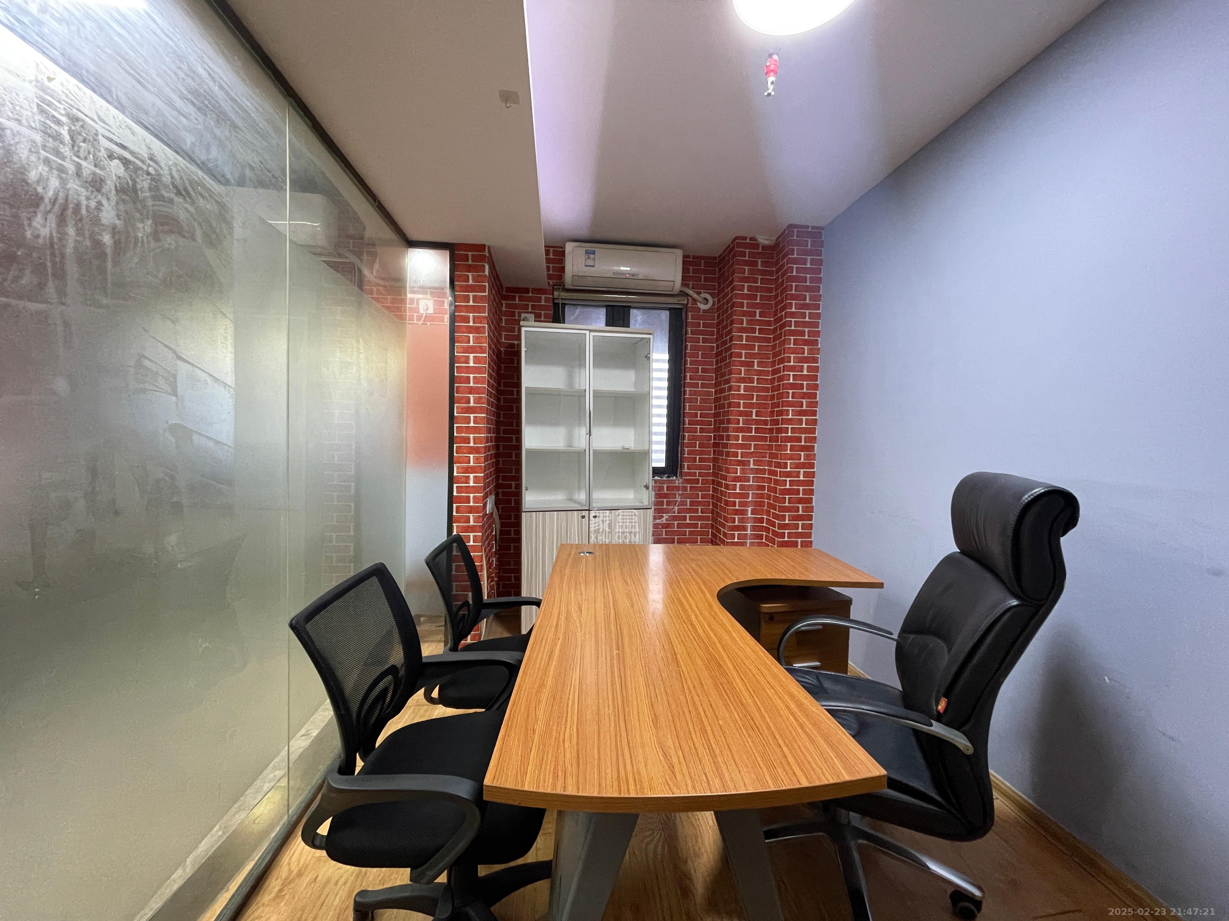 德思勤城市广场（宝格丽公寓）   67.0㎡      2600.0元/月室内图