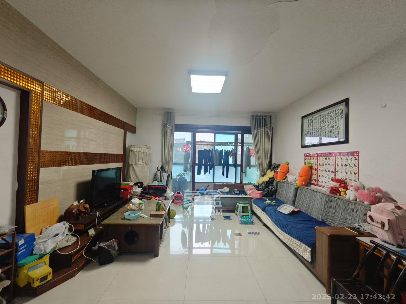 新景家园  4室2厅3卫   68.80万室内图