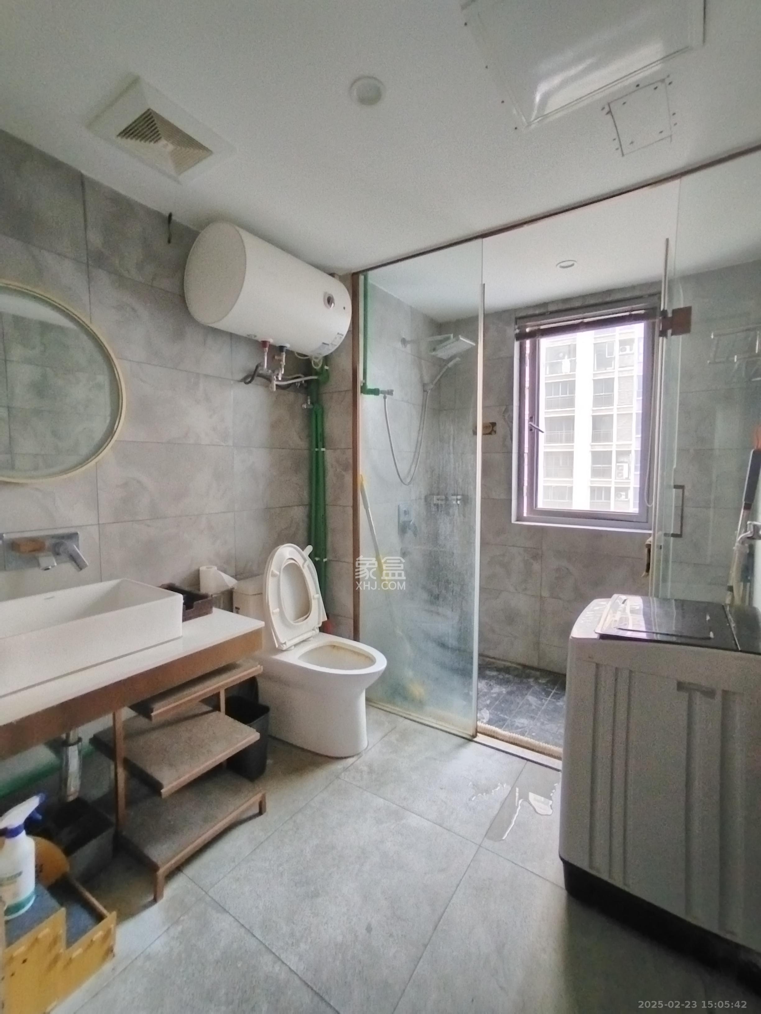 世茂铂翠湾四期(世茂悦享) 2室1厅1卫 2000.0元/月 世茂铂翠湾四期(世茂悦享) 2室1厅1卫 2000.0元/月室内图