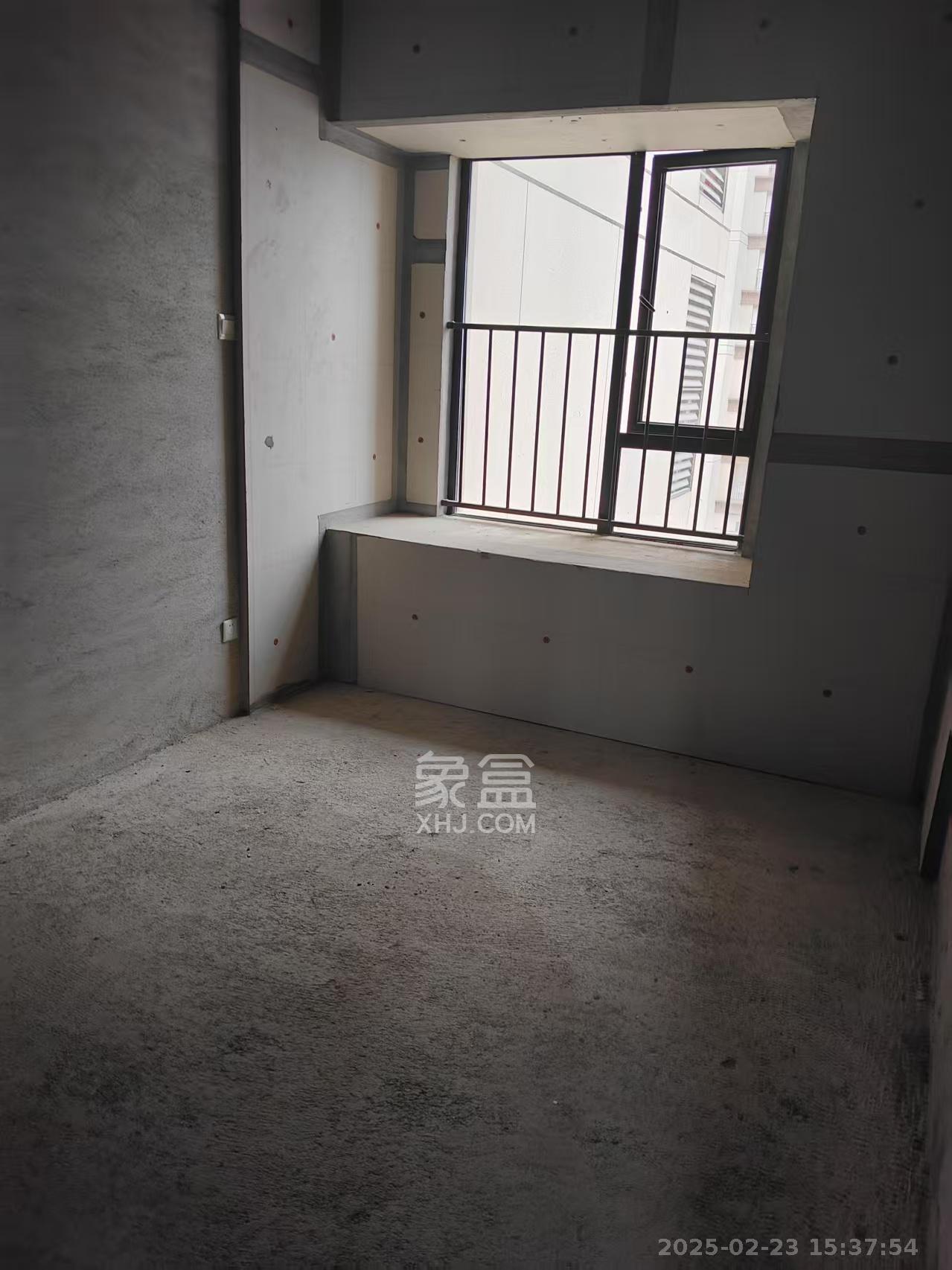 兴进珺府 4室2厅2卫 1000.0元/月 兴进珺府 4室2厅2卫 1000.0元/月室内图