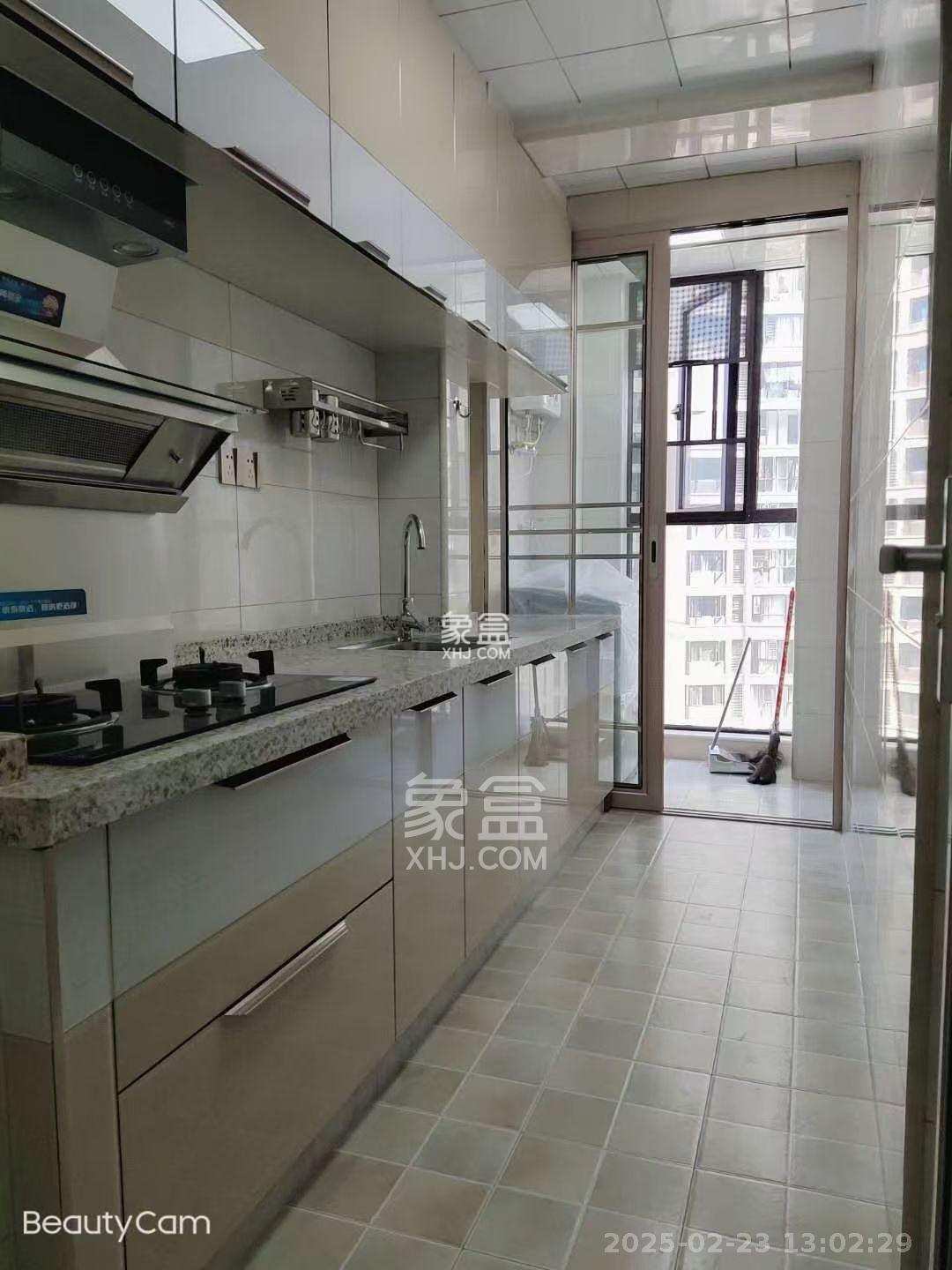 融创融公馆(融创臻苑) 1室1厅1卫 1700.00元/月 融创融公馆(融创臻苑) 1室1厅1卫 1700.00元/月室内图