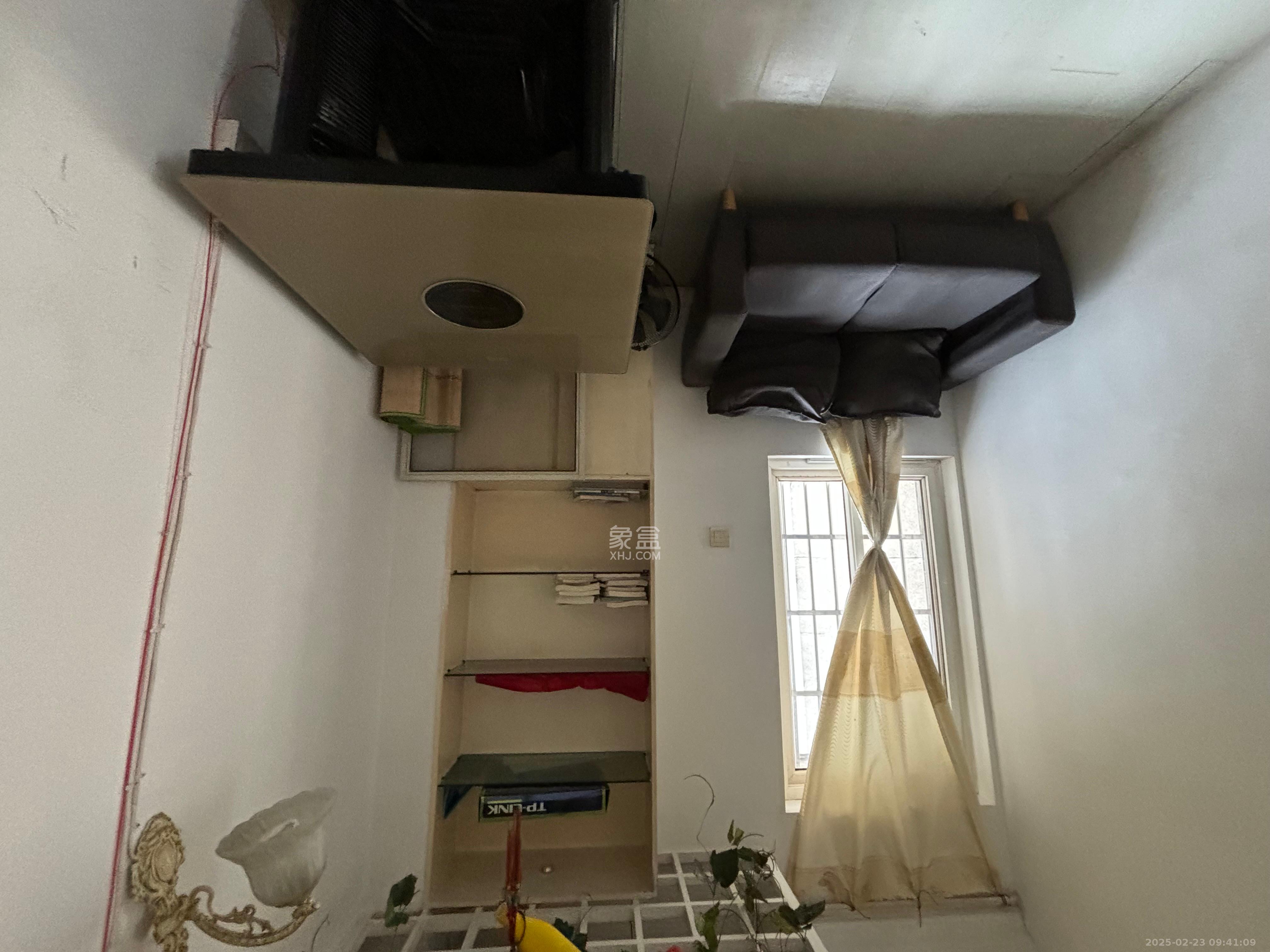 涂北社区-涂北新村 4室2厅2卫 2100.0元/月 涂北社区-涂北新村 4室2厅2卫 2100.0元/月室内图