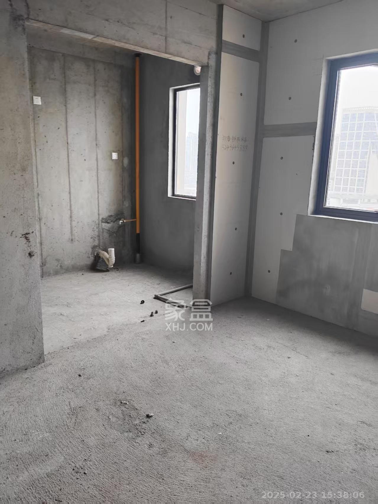 兴进珺府 4室2厅2卫 1000.0元/月 兴进珺府 4室2厅2卫 1000.0元/月室内图