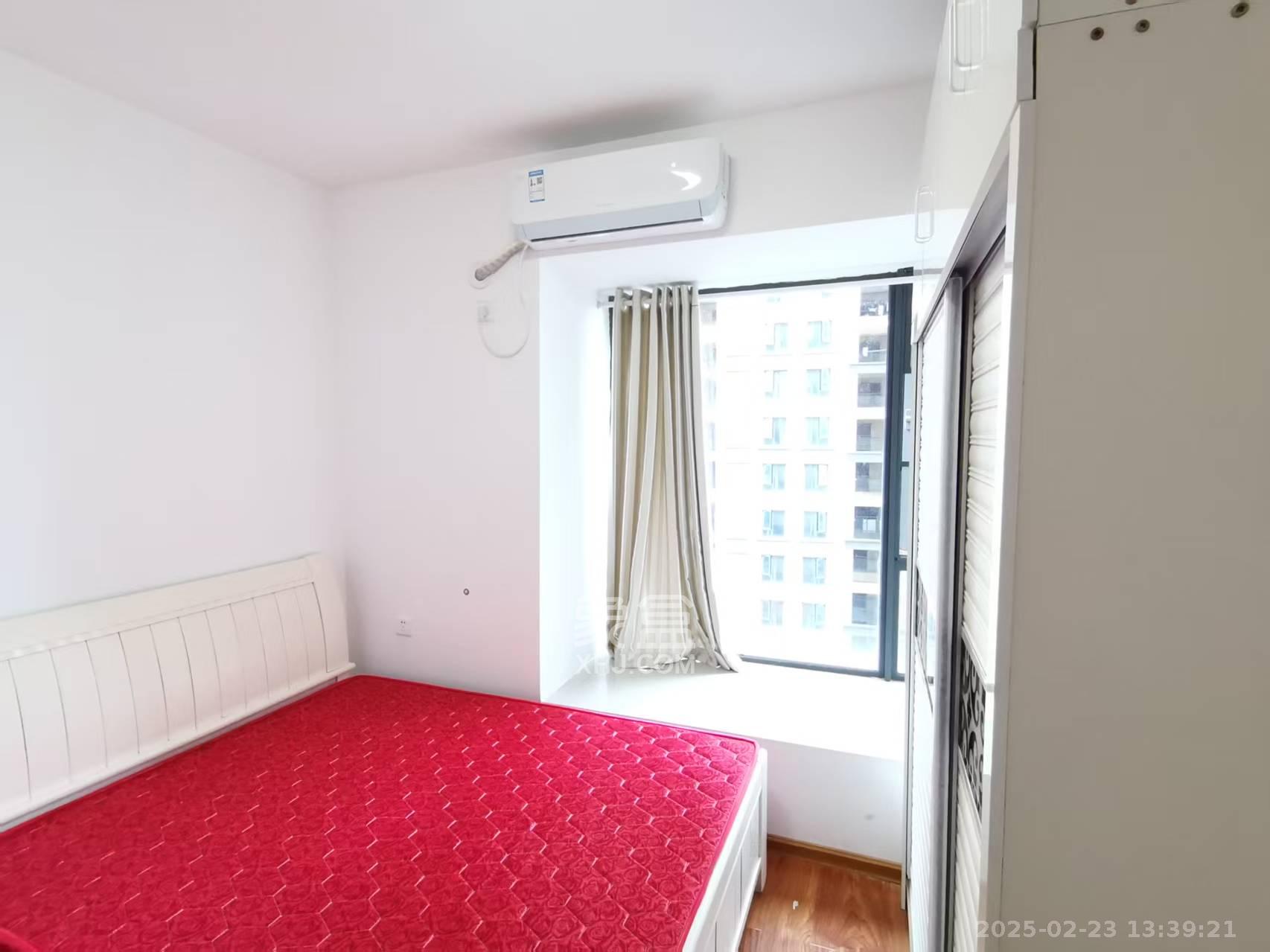 天健壹平方英里(天健芙蓉盛世二期) 3室2厅1卫 3200.0元/月 天健壹平方英里(天健芙蓉盛世二期) 3室2厅1卫 3200.0元/月室内图