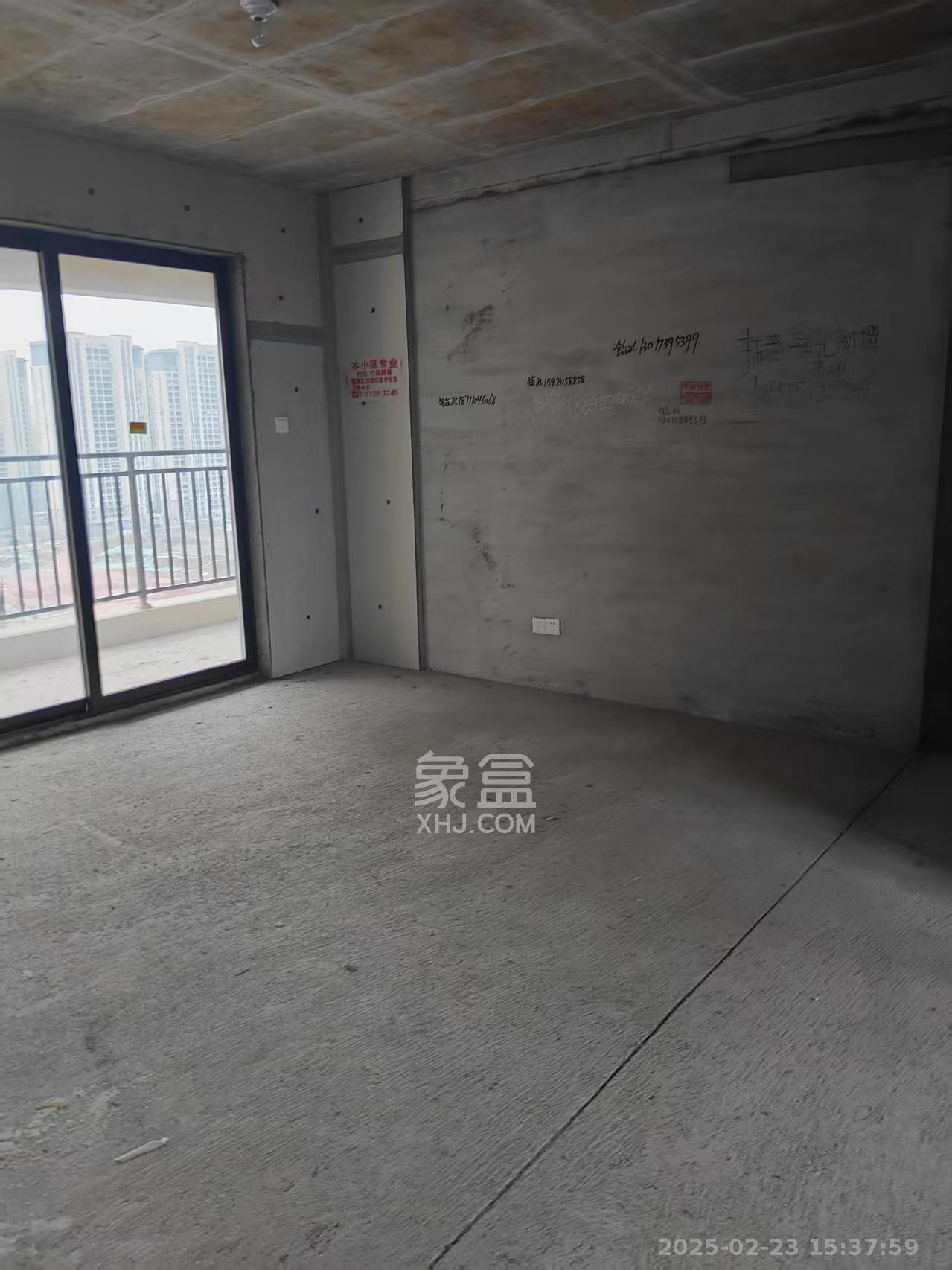 兴进珺府 4室2厅2卫 1000.0元/月 兴进珺府 4室2厅2卫 1000.0元/月室内图