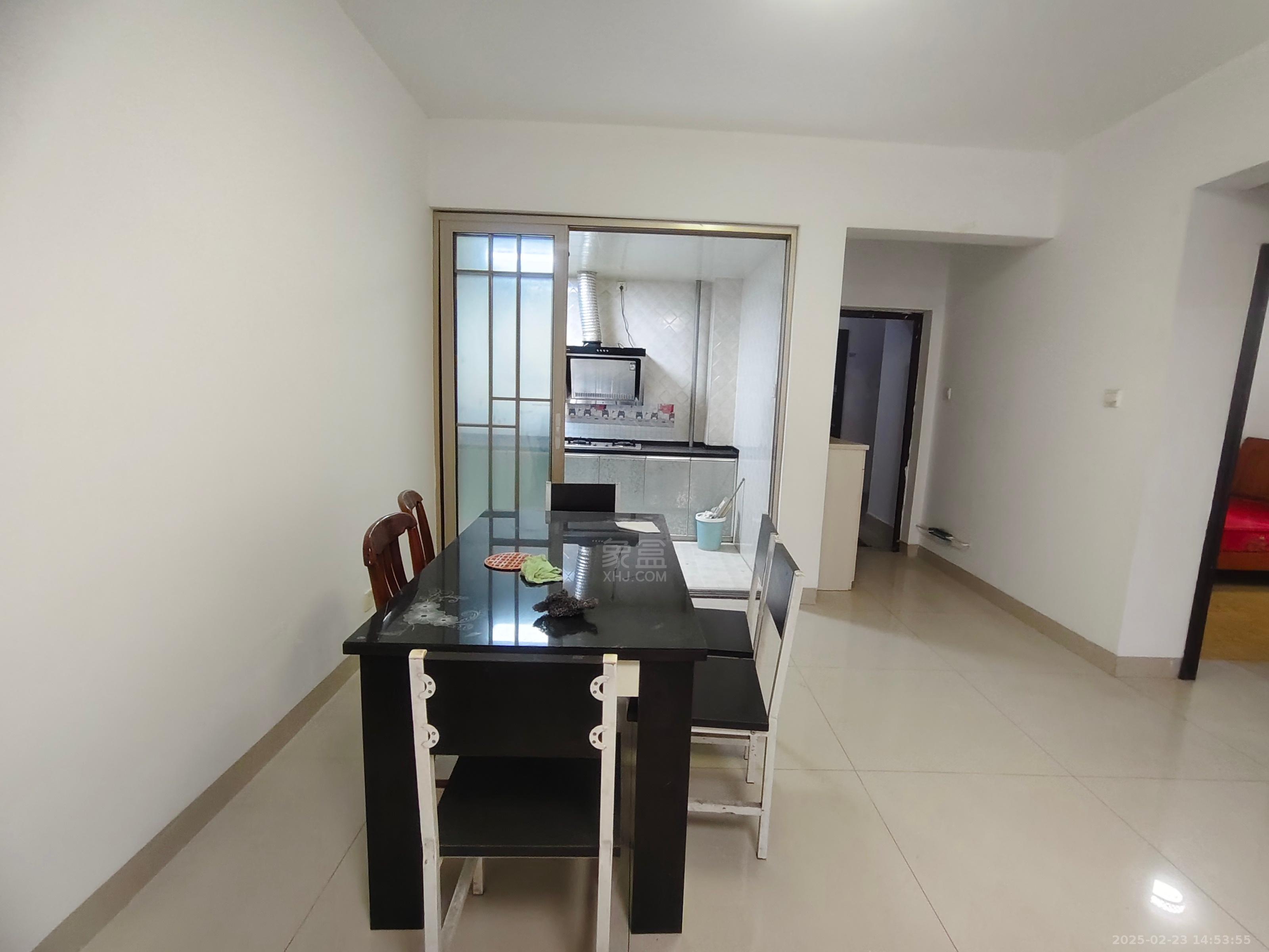 新塘家园安置小区 2室2厅1卫 1250.0元/月 新塘家园安置小区 2室2厅1卫 1250.0元/月室内图