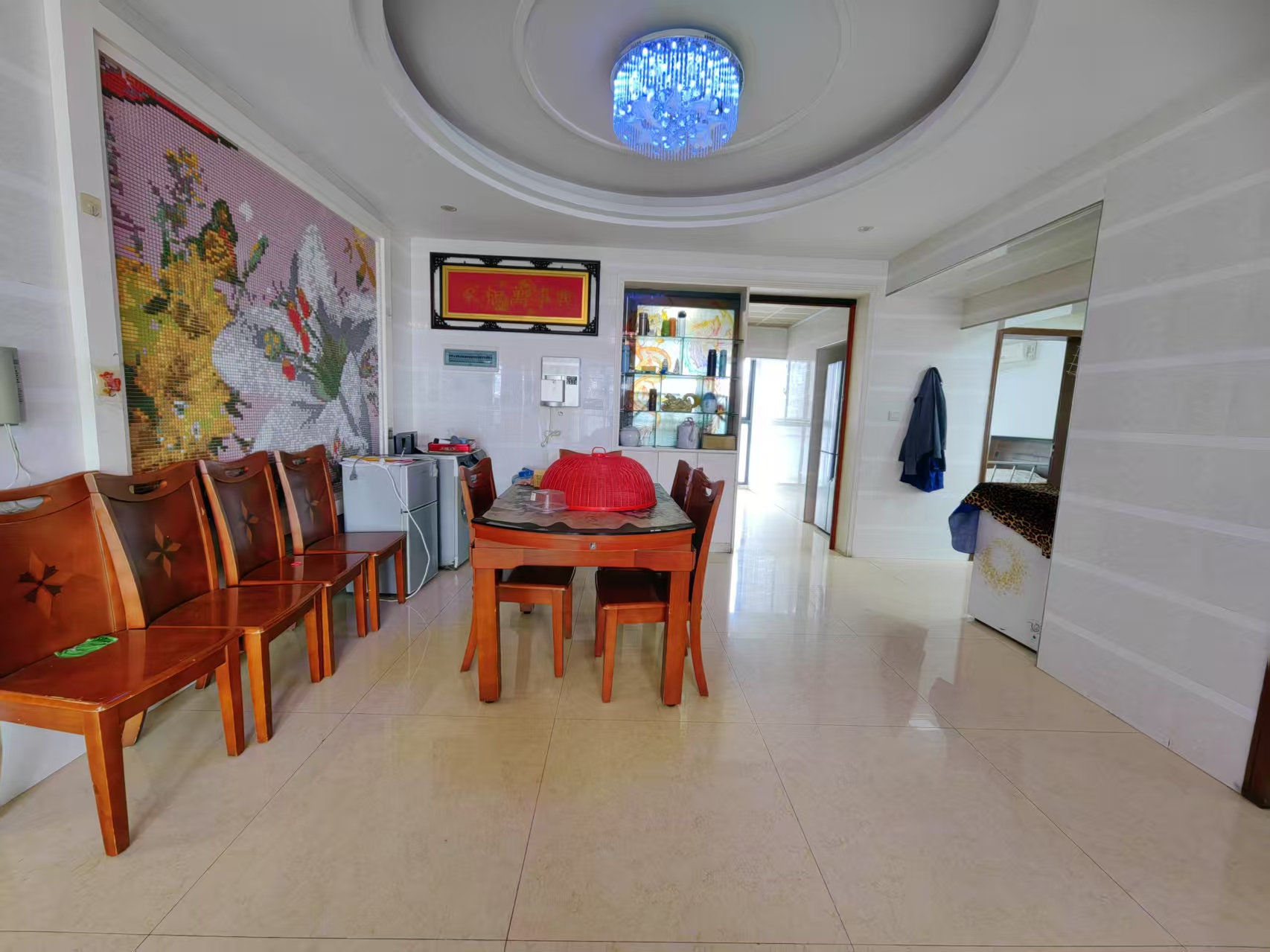 旺佳华府 3室2厅2卫 2080.0元/月 旺佳华府 3室2厅2卫 2080.0元/月室内图