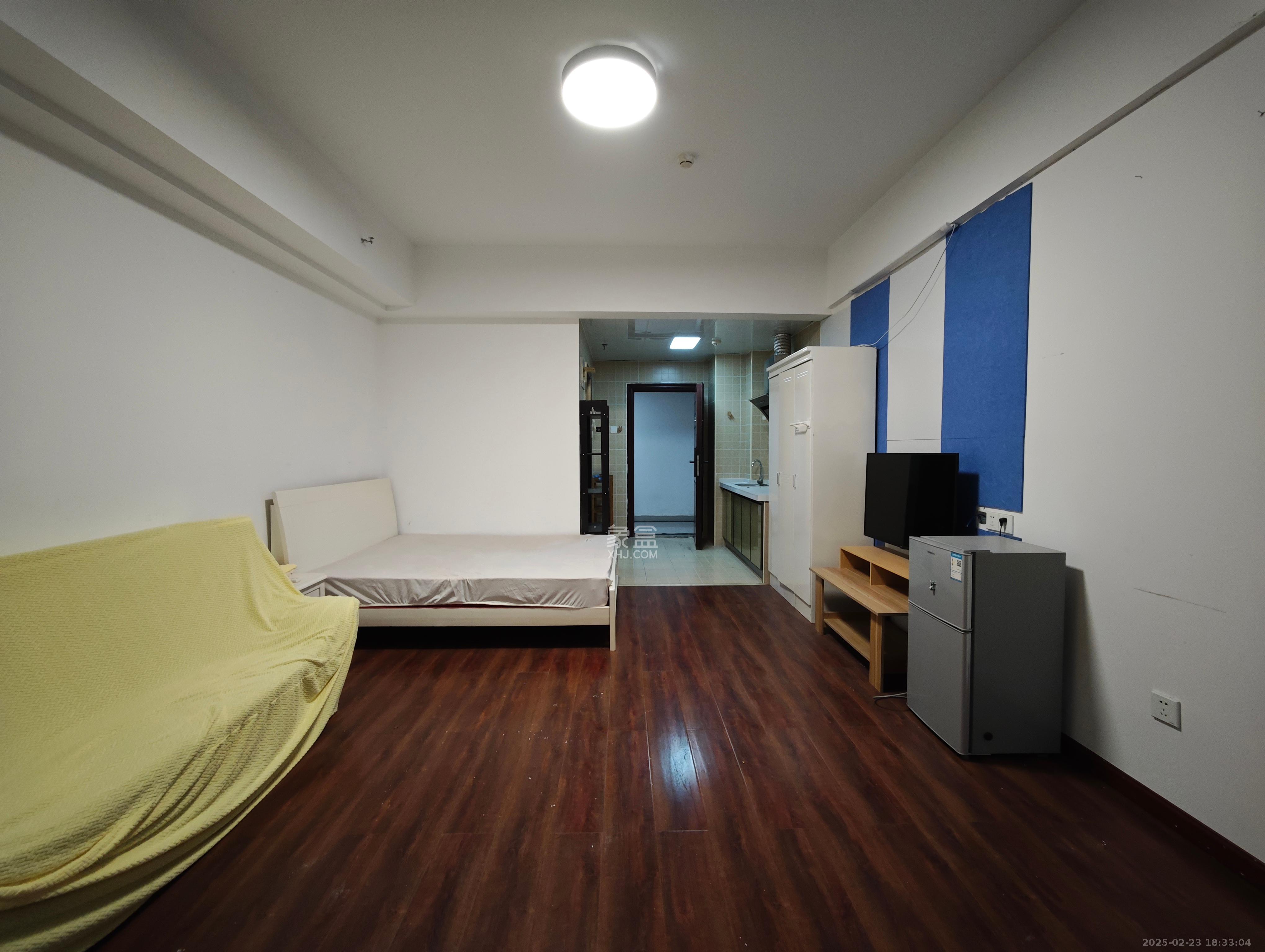 北辰三角洲E4区  1室1厅1卫    1800.0元/月 北辰三角洲E4区  1室1厅1卫    1800.0元/月室内图1