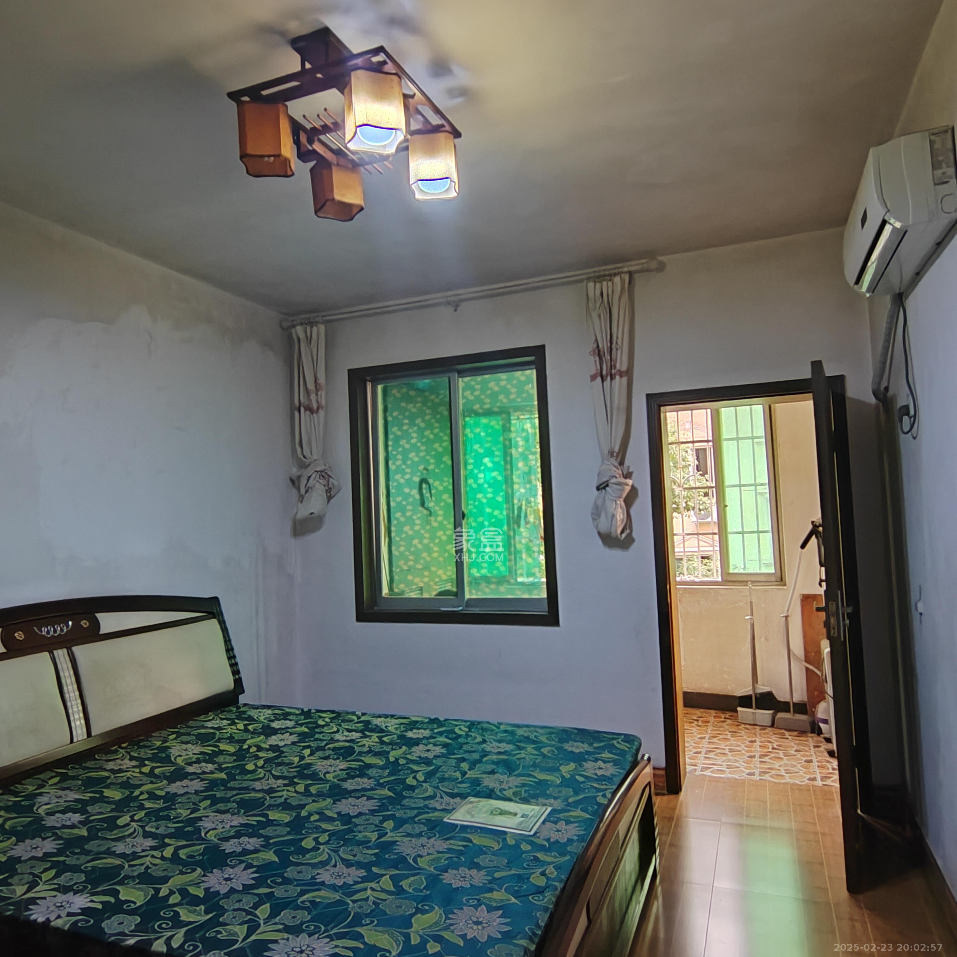 中南汽车世界  1室1厅1卫    1100.0元/月 中南汽车世界  1室1厅1卫    1100.0元/月室内图