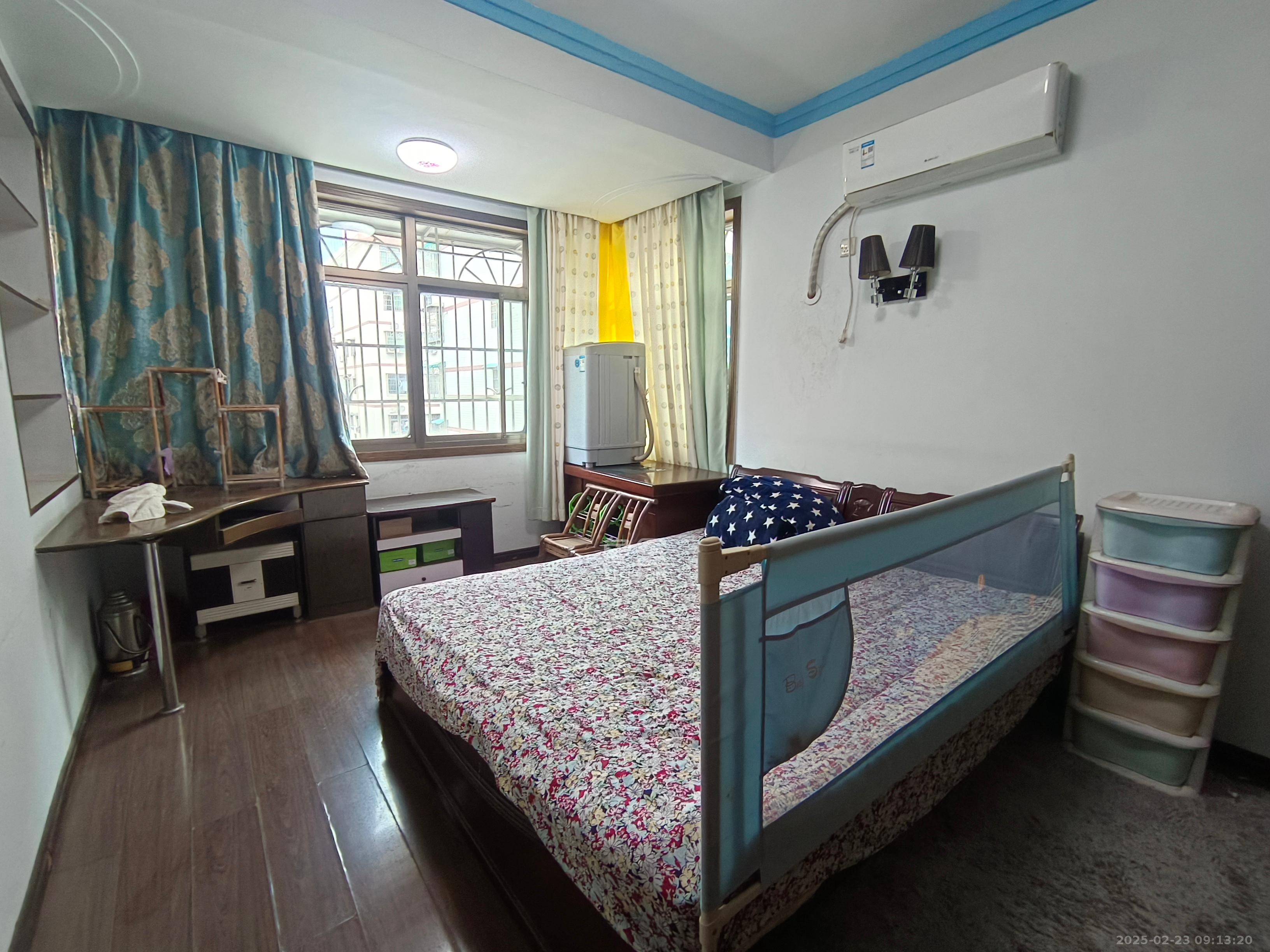 马王堆汽配城 2室1厅1卫 2100.0元/月 马王堆汽配城 2室1厅1卫 2100.0元/月室内图