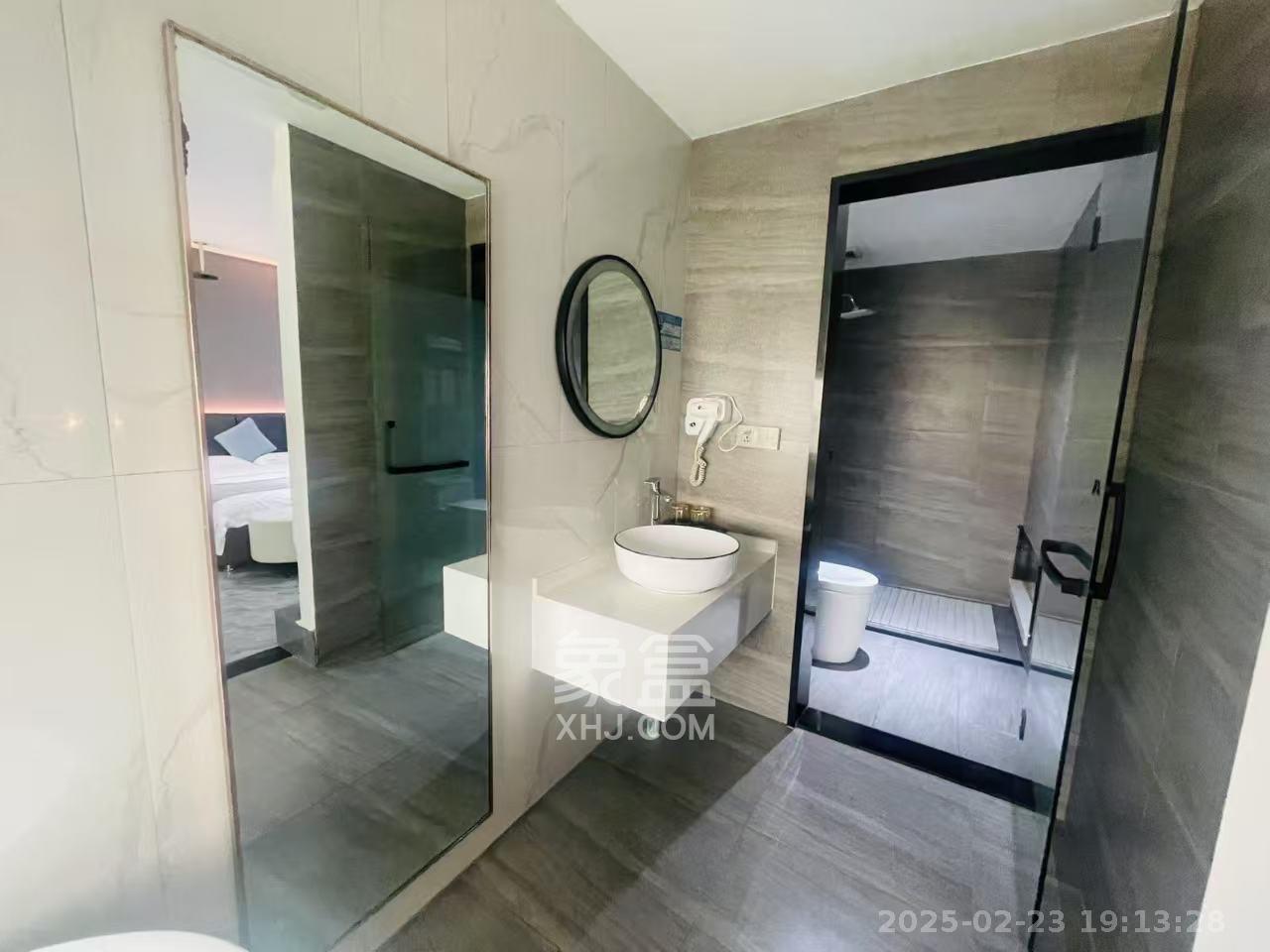 汇源大厦 10室2厅4卫 32000.0元/月 汇源大厦 10室2厅4卫 32000.0元/月室内图