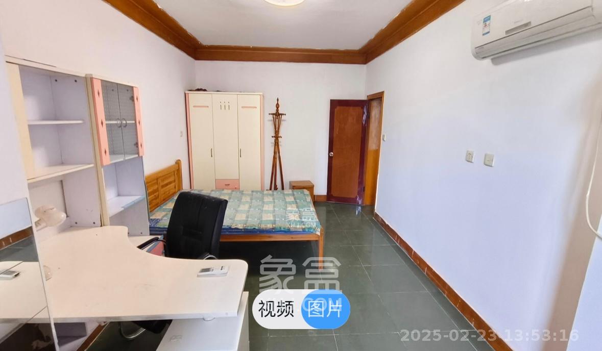 省粮食局宿舍北院  2室1厅1卫   1800.00元/月室内图