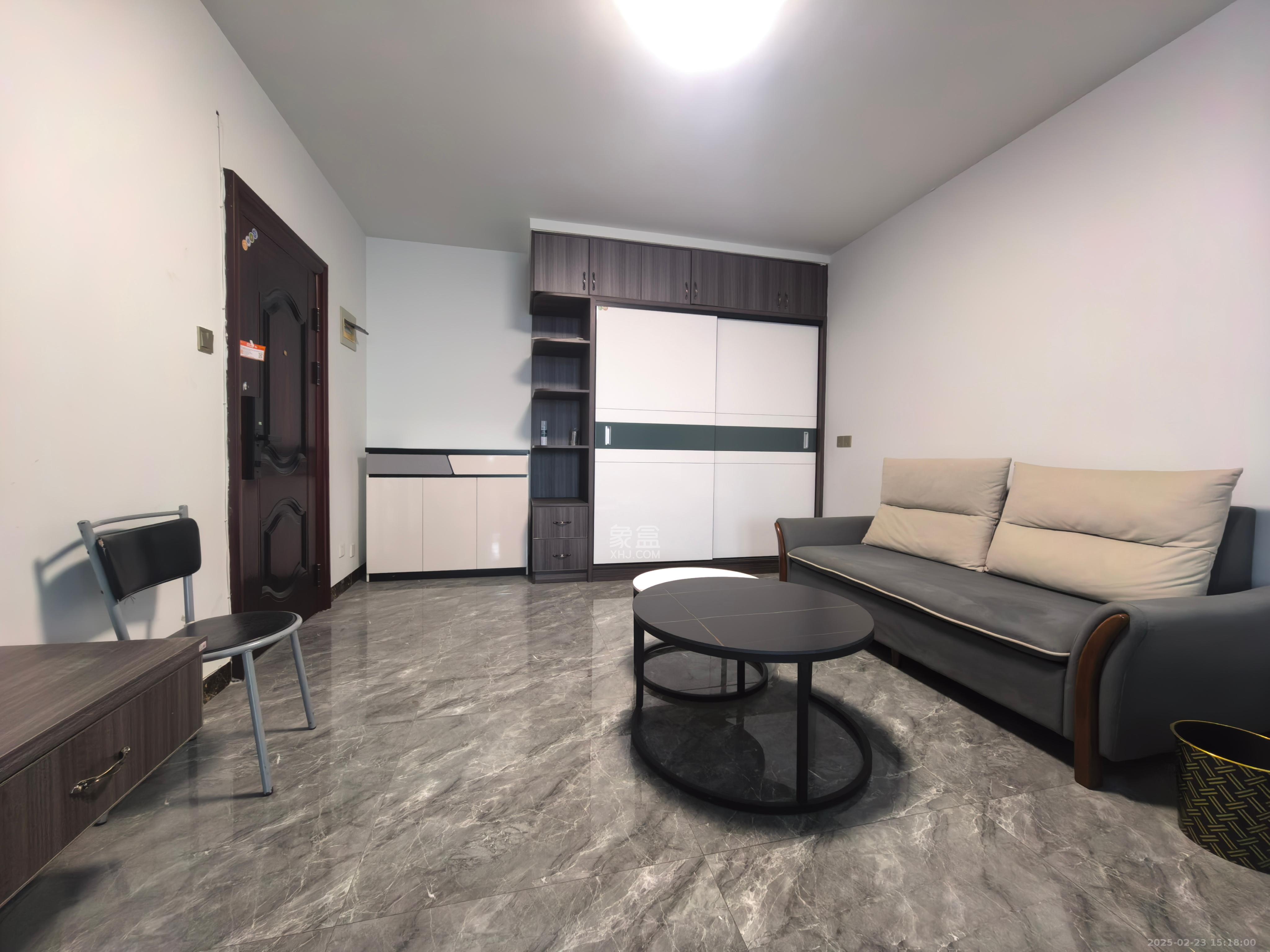 东一国际 1室1厅1卫 2000.0元/月 东一国际 1室1厅1卫 2000.0元/月室内图