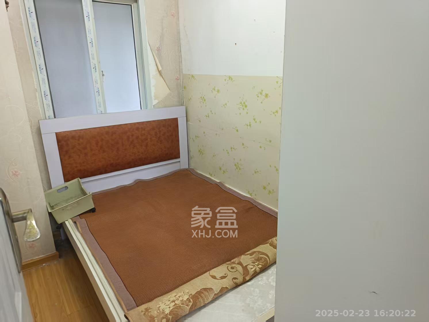 长坡社区  2室1厅1卫    1600.0元/月室内图