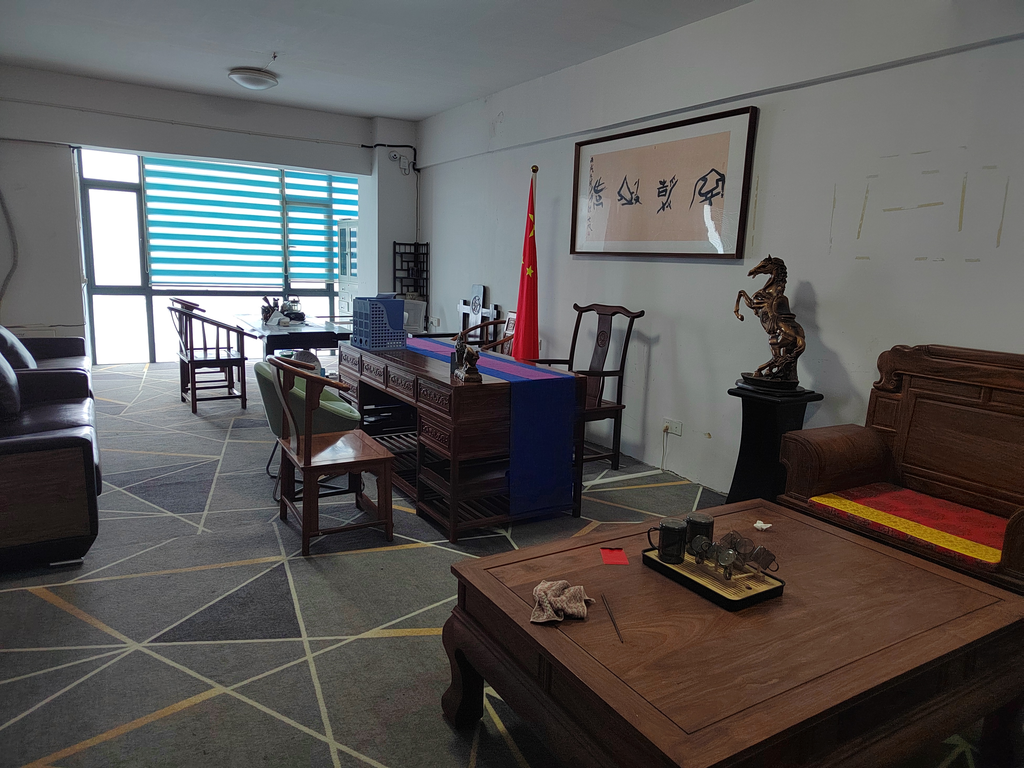 吉泰领寓 3室2厅1卫 4280.0元/月 吉泰领寓 3室2厅1卫 4280.0元/月室内图