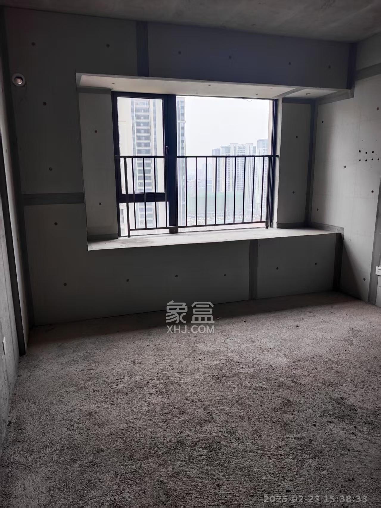 兴进珺府 4室2厅2卫 1000.0元/月 兴进珺府 4室2厅2卫 1000.0元/月室内图