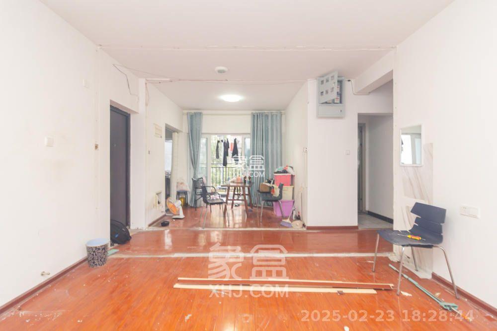 金科天悦(金科美邻汇) 4室2厅2卫 2200.0元/月 金科天悦(金科美邻汇) 4室2厅2卫 2200.0元/月室内图